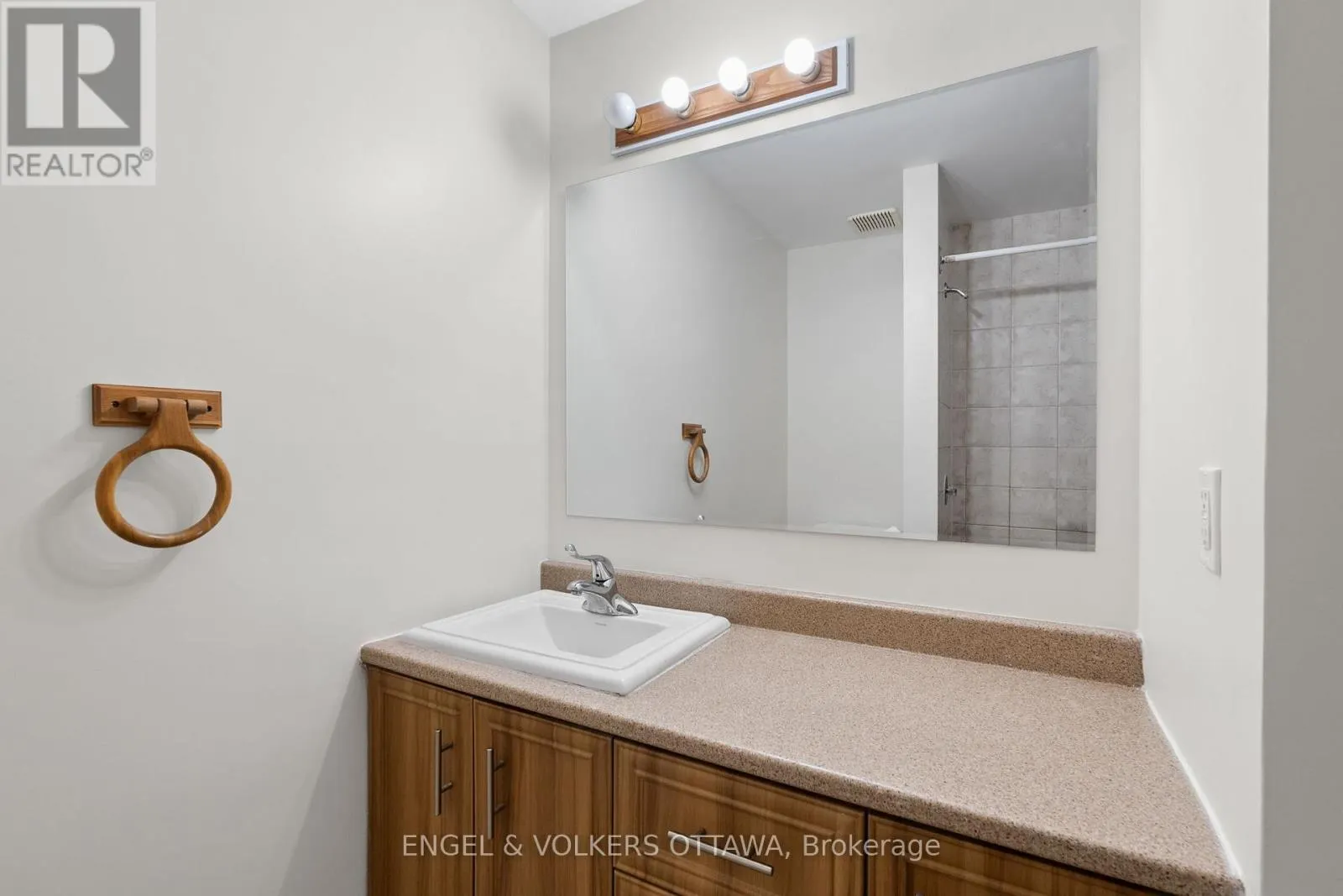 50A SUMAC STREET