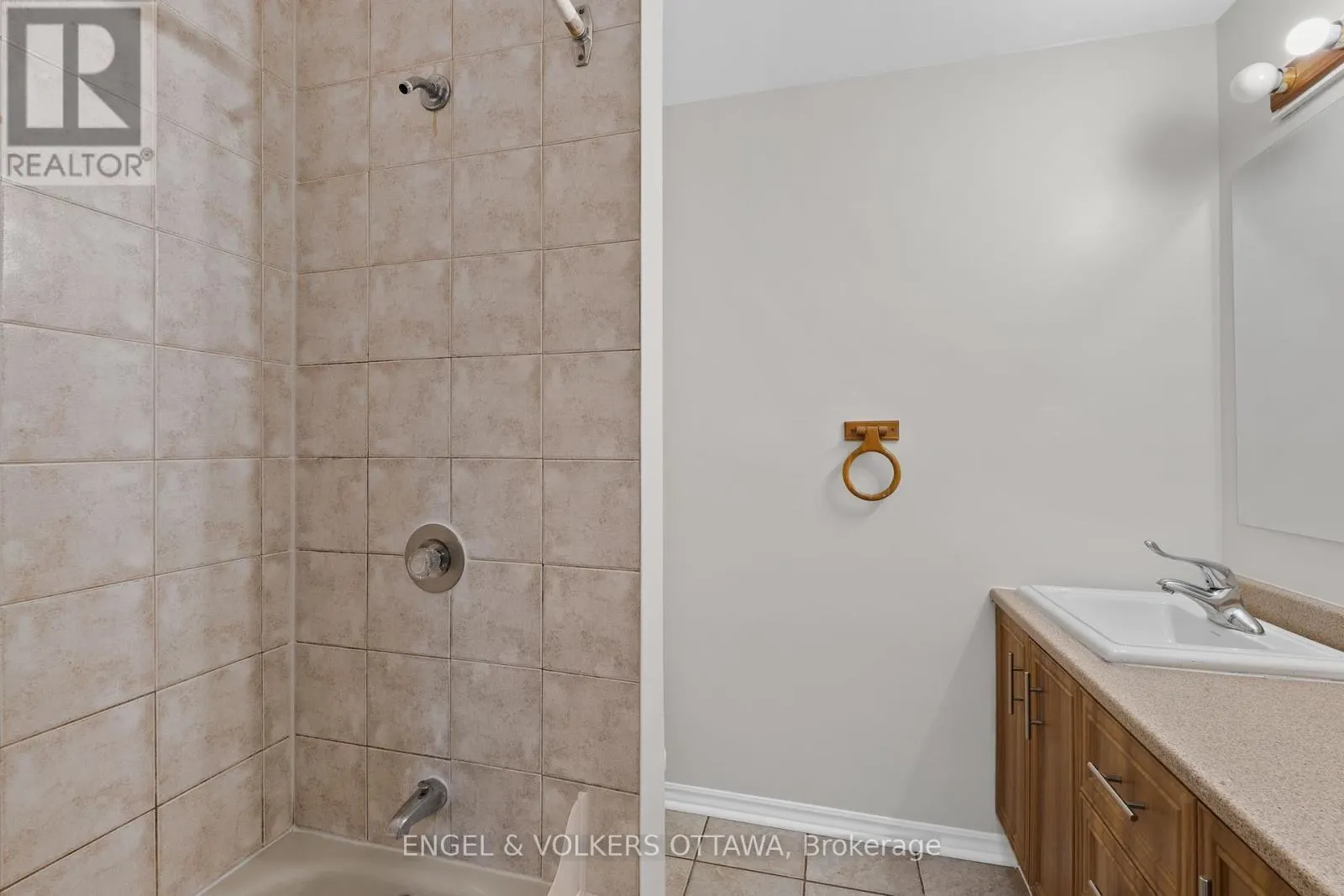 50A SUMAC STREET