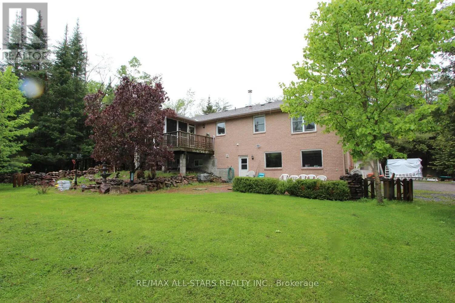 33 TATES BAY ROAD