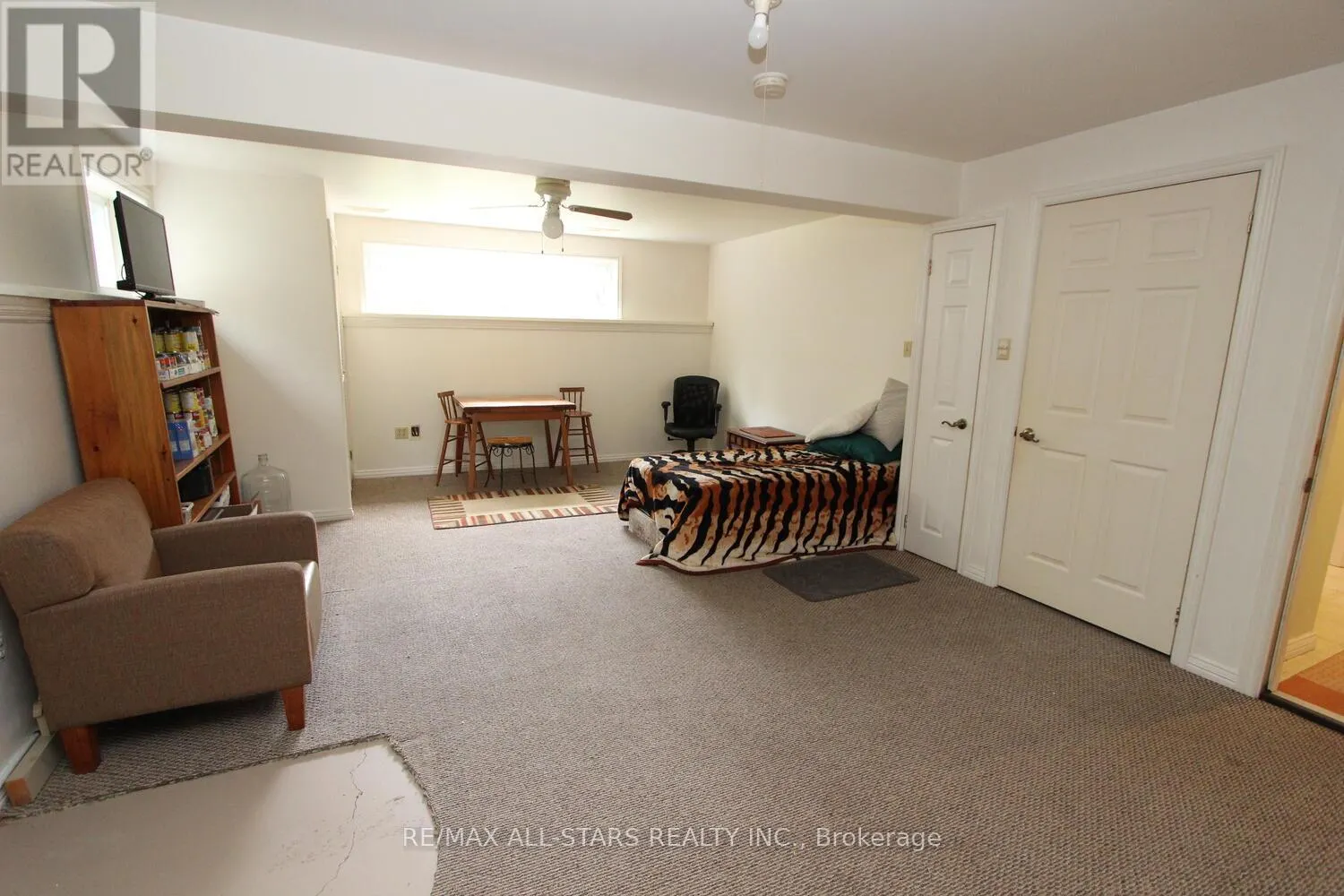 33 TATES BAY ROAD