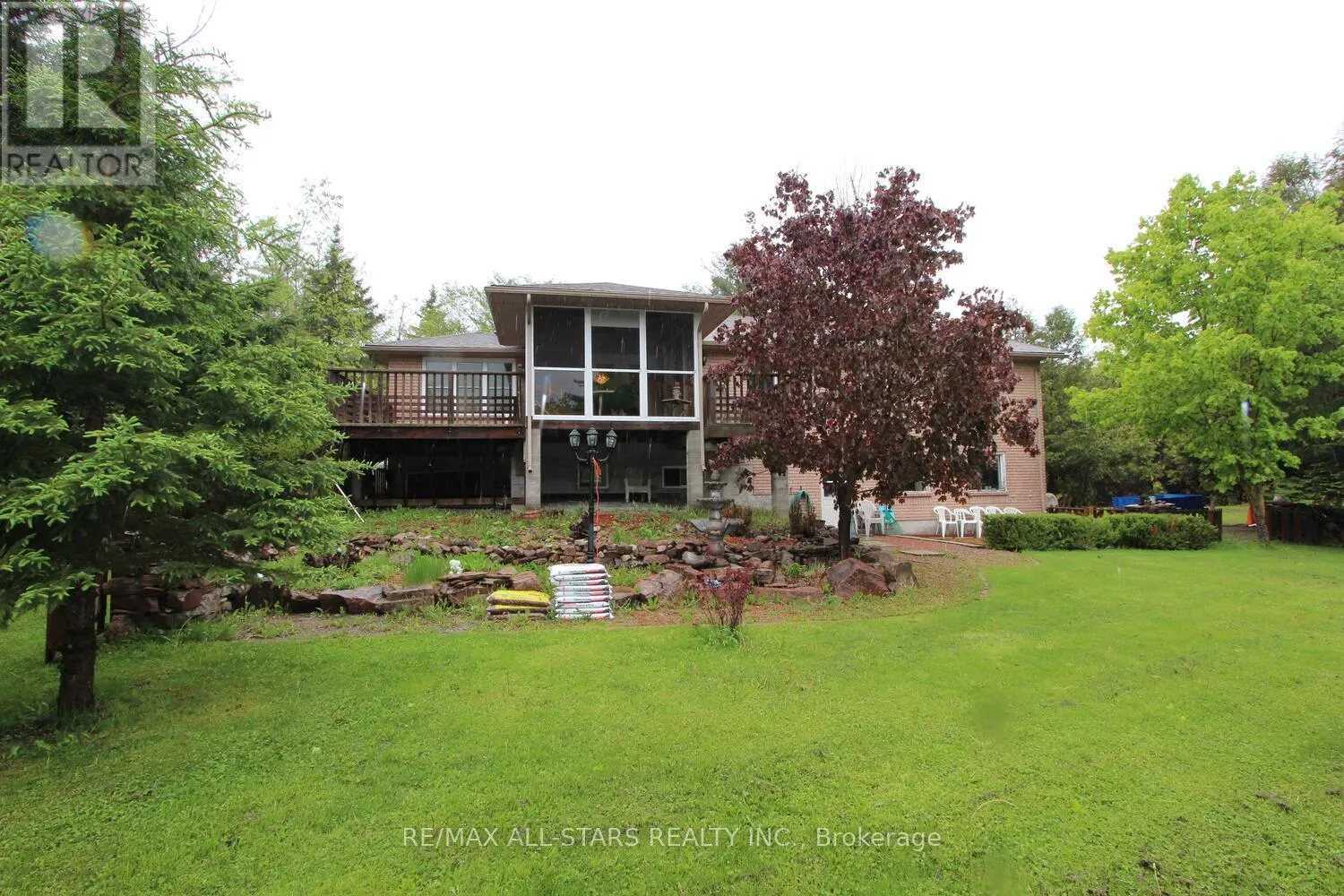 33 TATES BAY ROAD