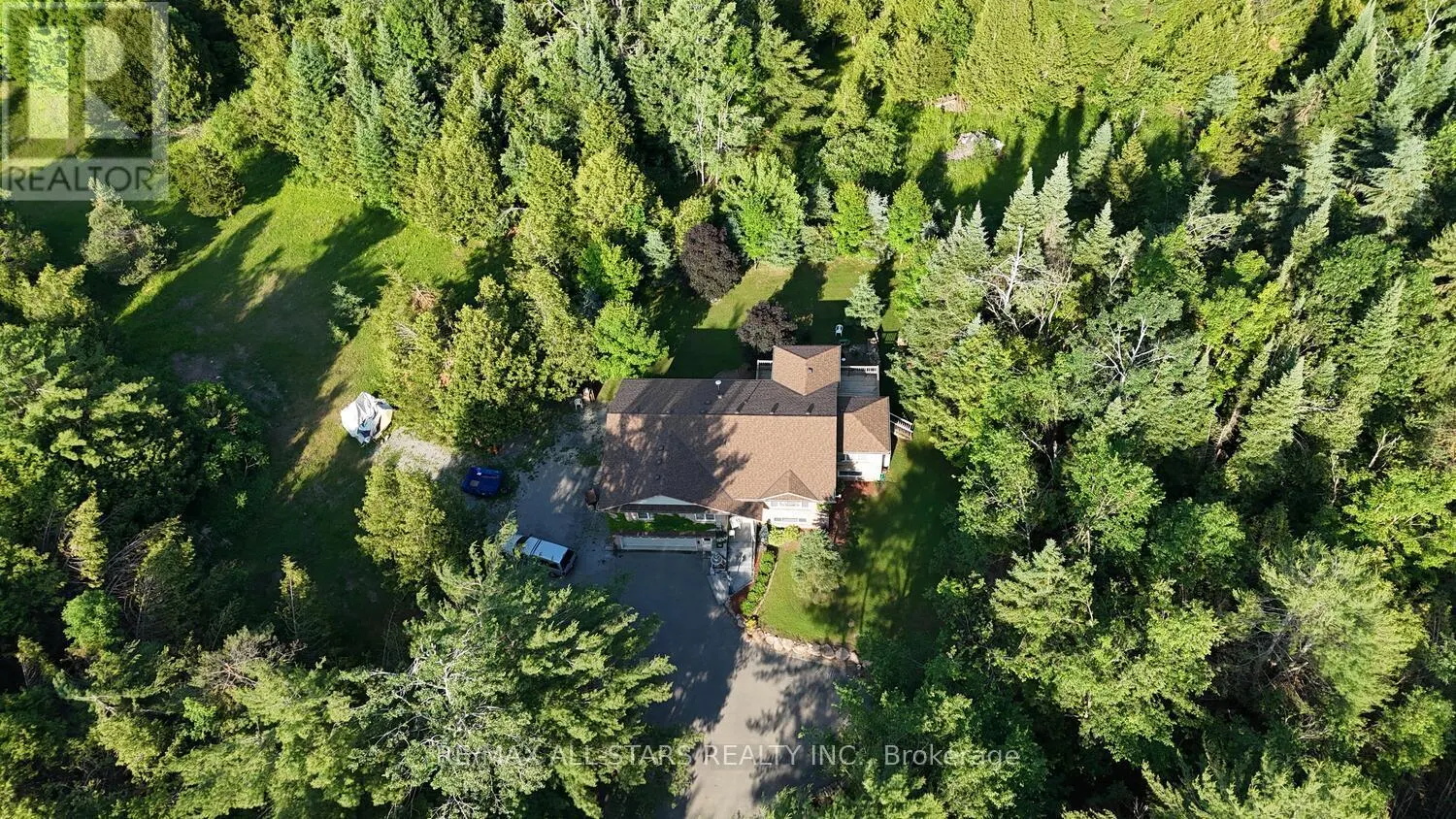33 TATES BAY ROAD