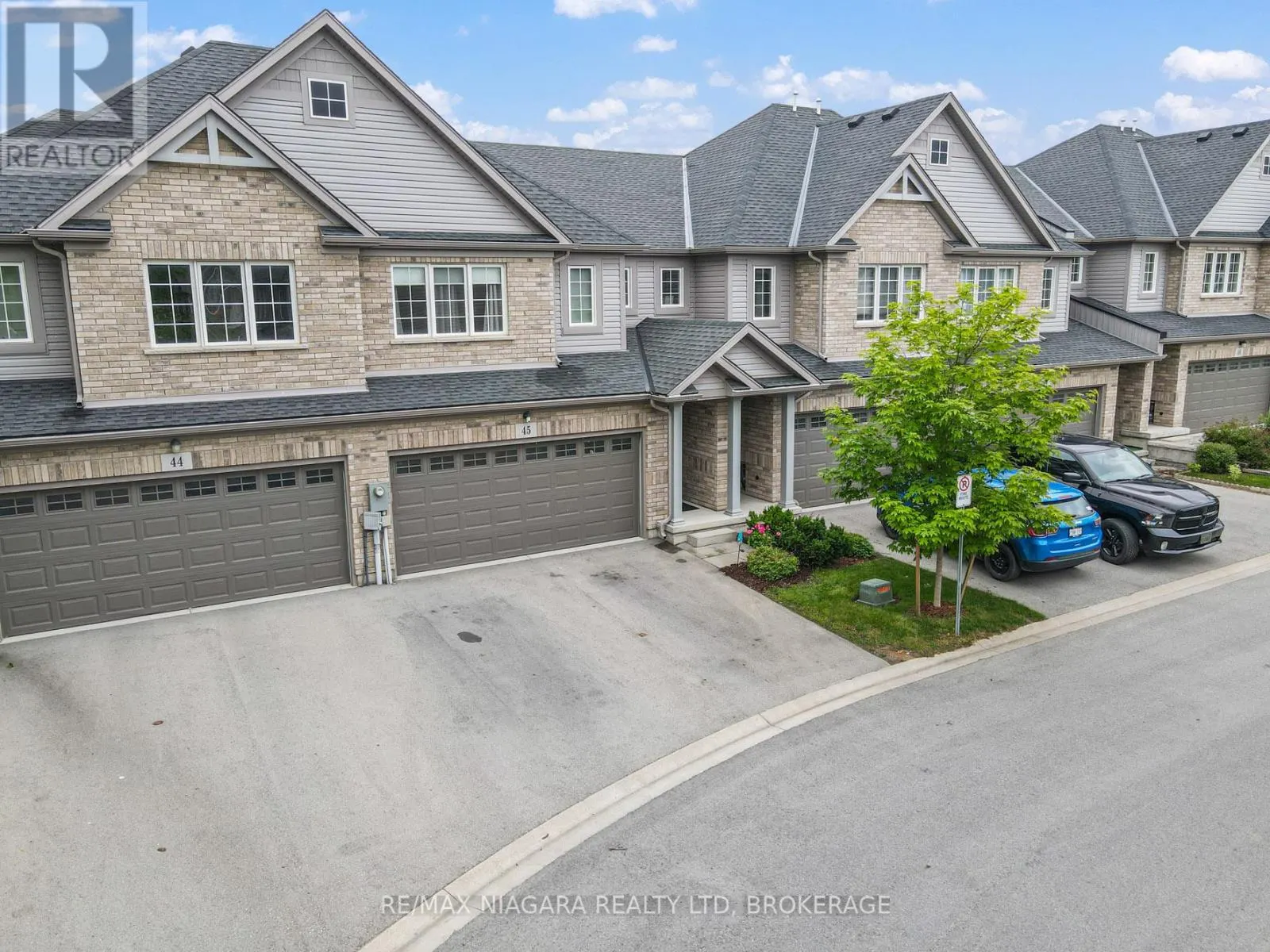 45 - 340 PROSPECT POINT ROAD N, #45