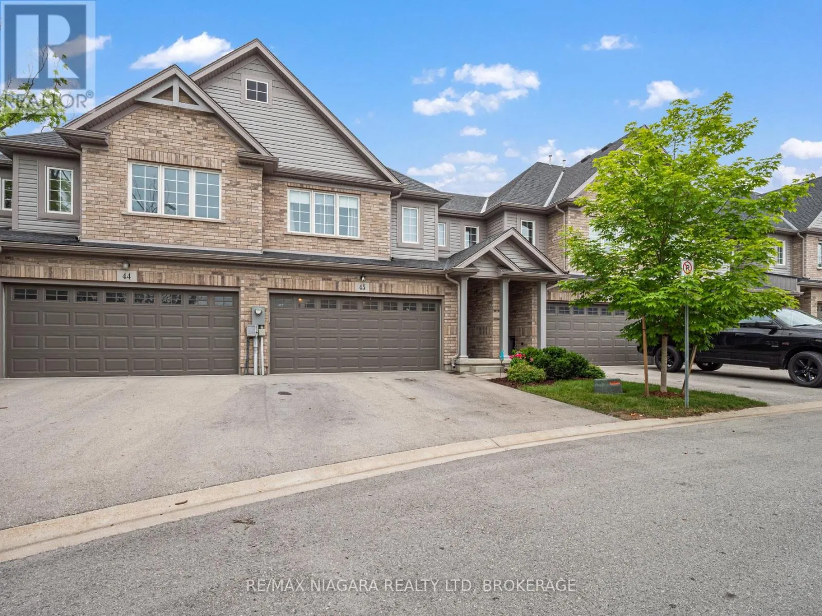 45 - 340 PROSPECT POINT ROAD N, #45