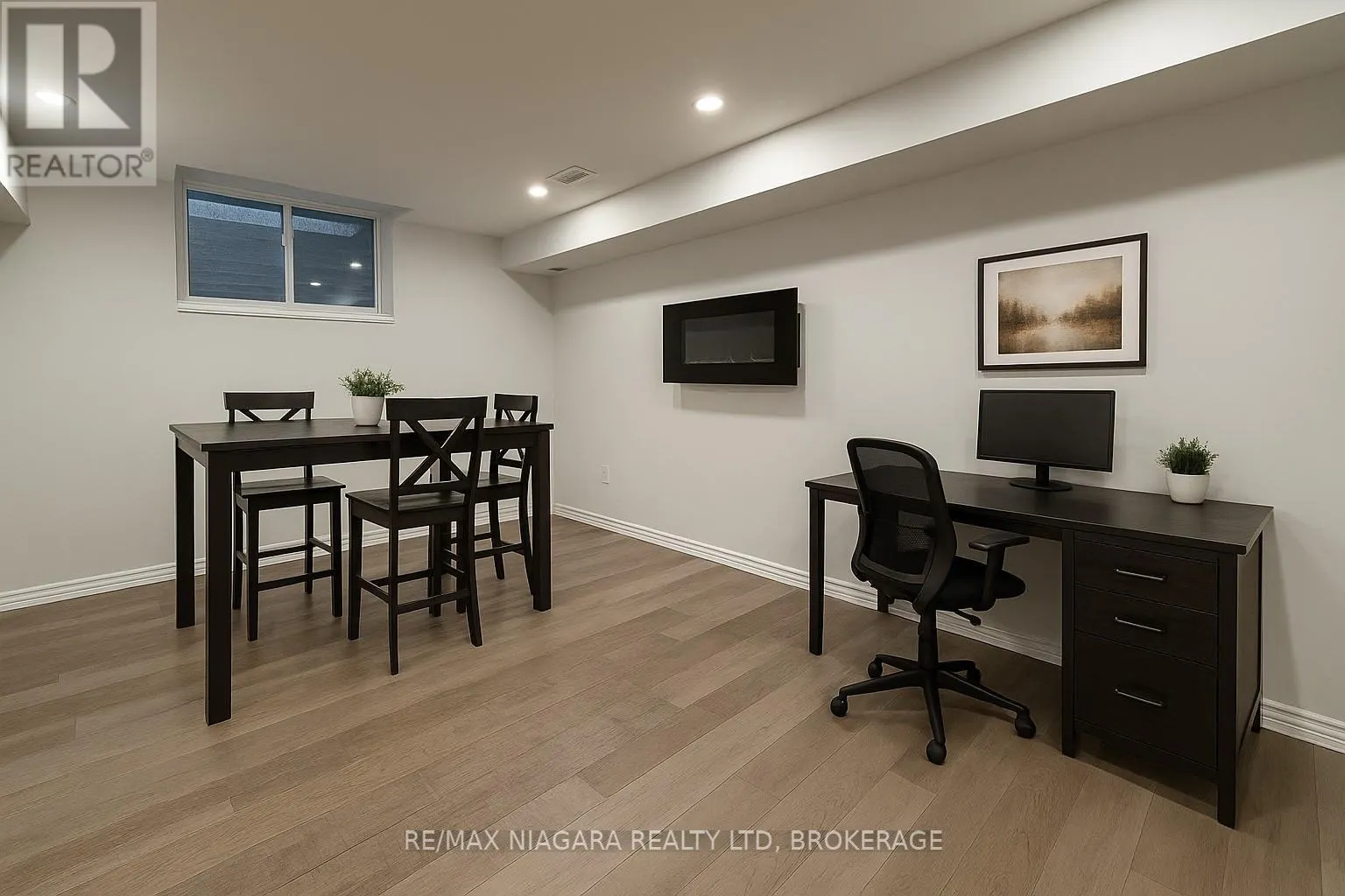 45 - 340 PROSPECT POINT ROAD N, #45