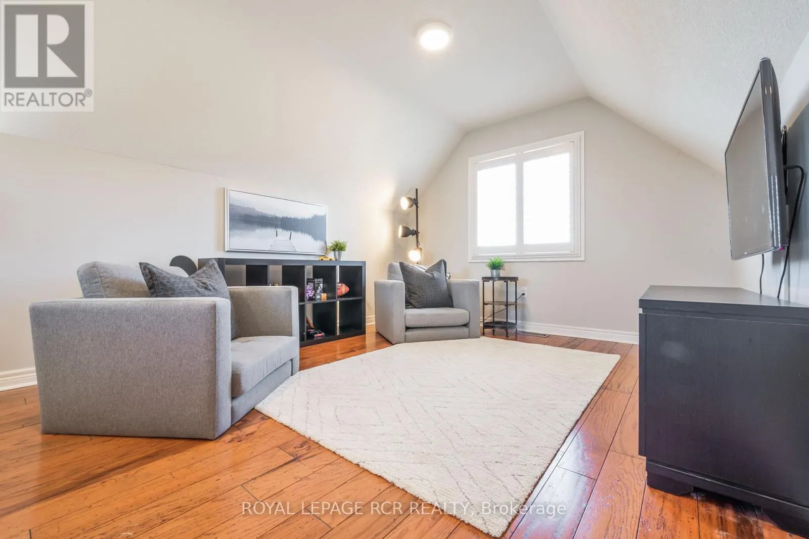 8 MADILL DRIVE