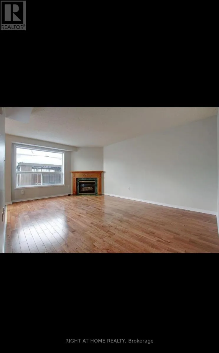 43 - 104 FRANCES AVENUE