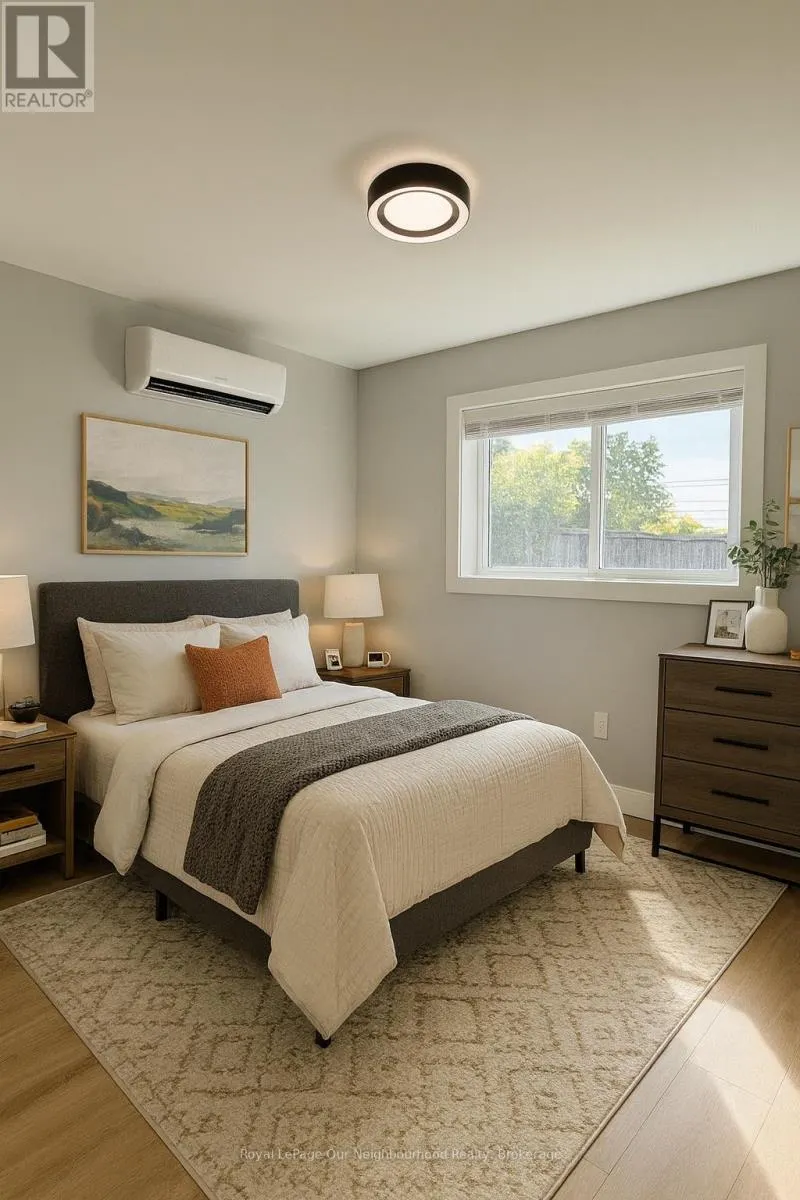 3 - 1123 TOWERHILL COURT, #3