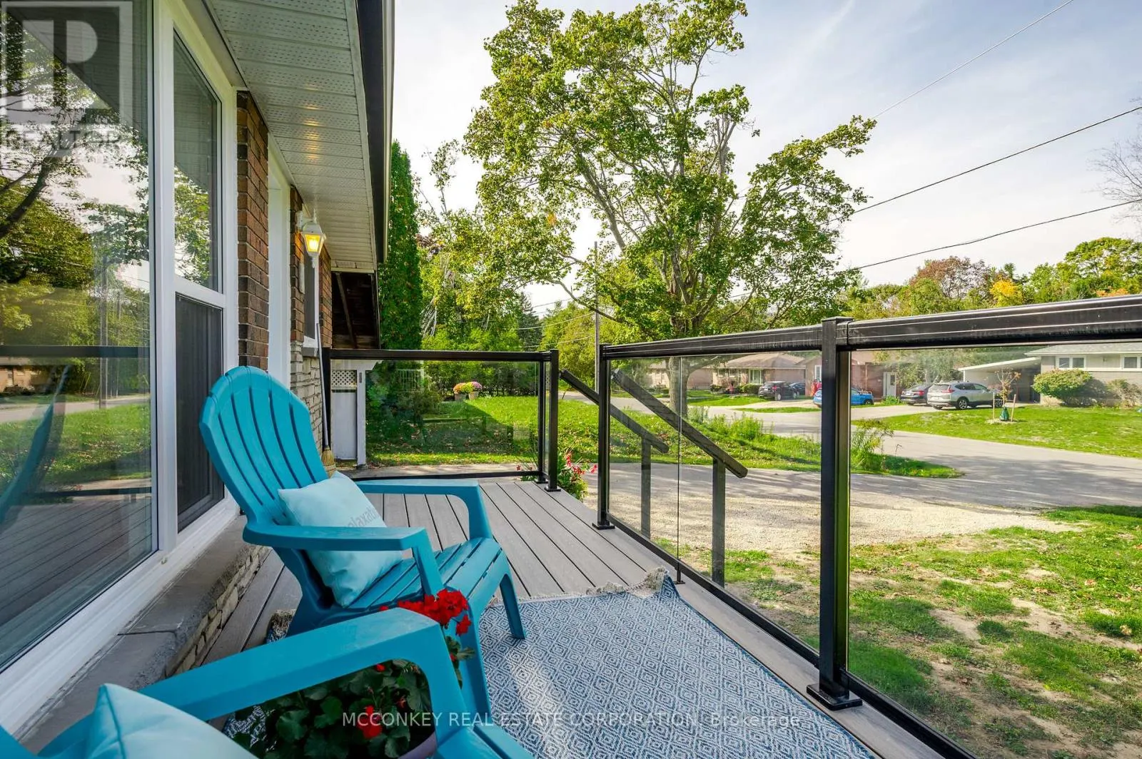 18 DALEVIEW AVENUE