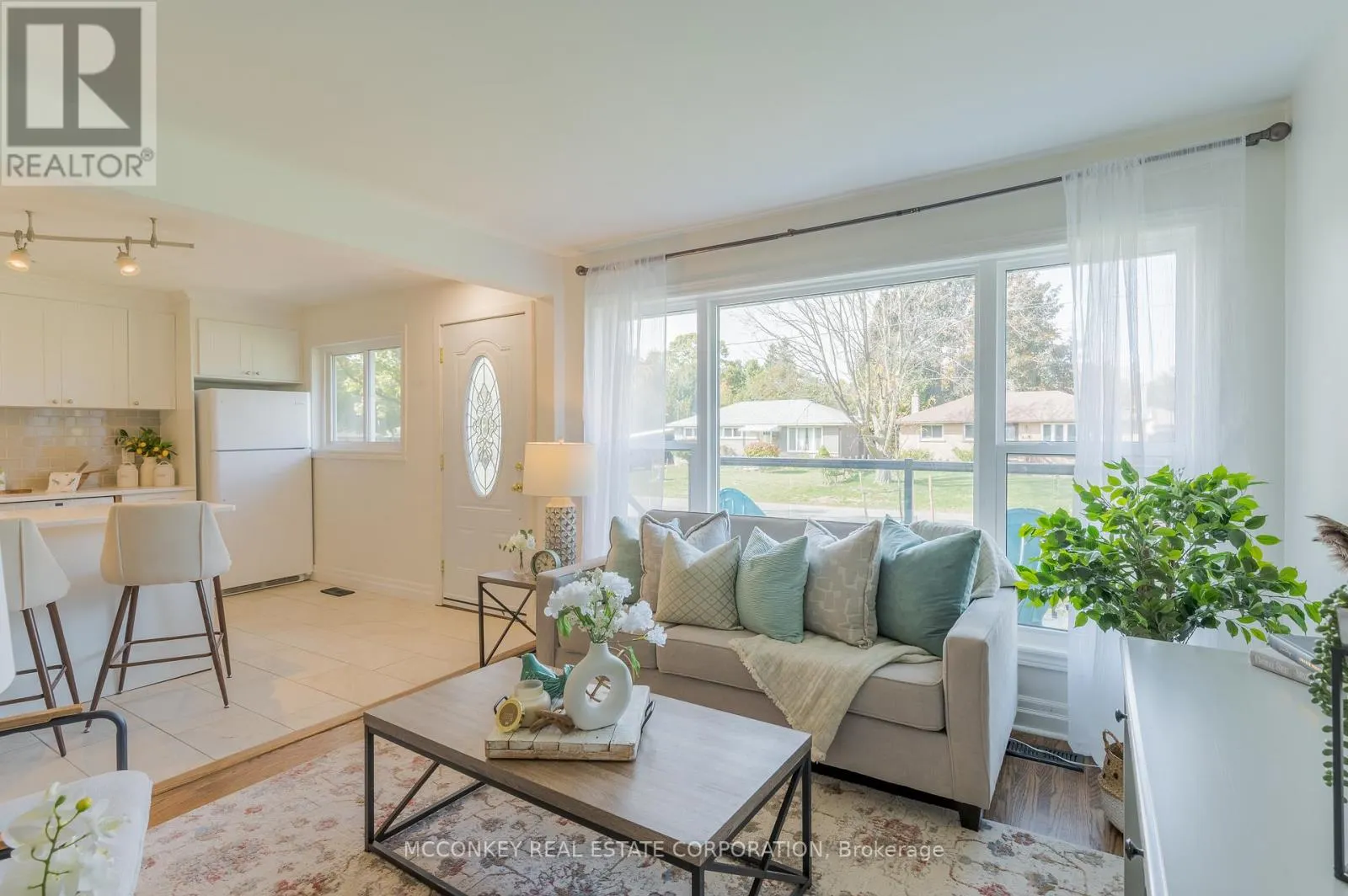 18 DALEVIEW AVENUE