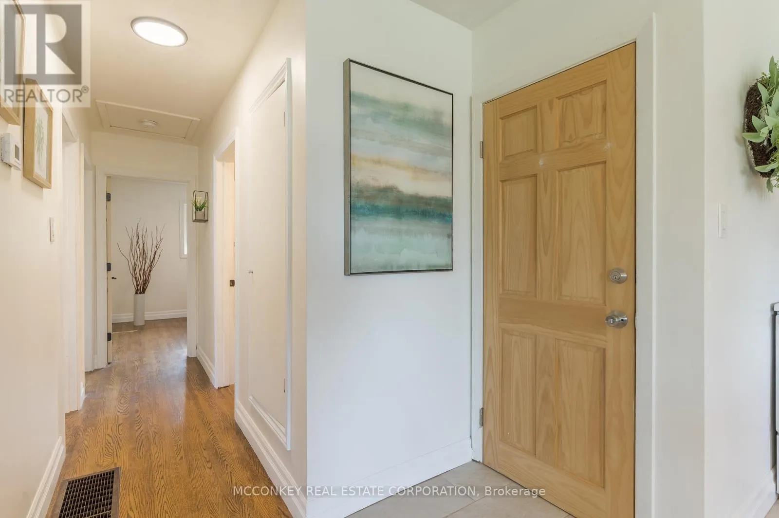 18 DALEVIEW AVENUE
