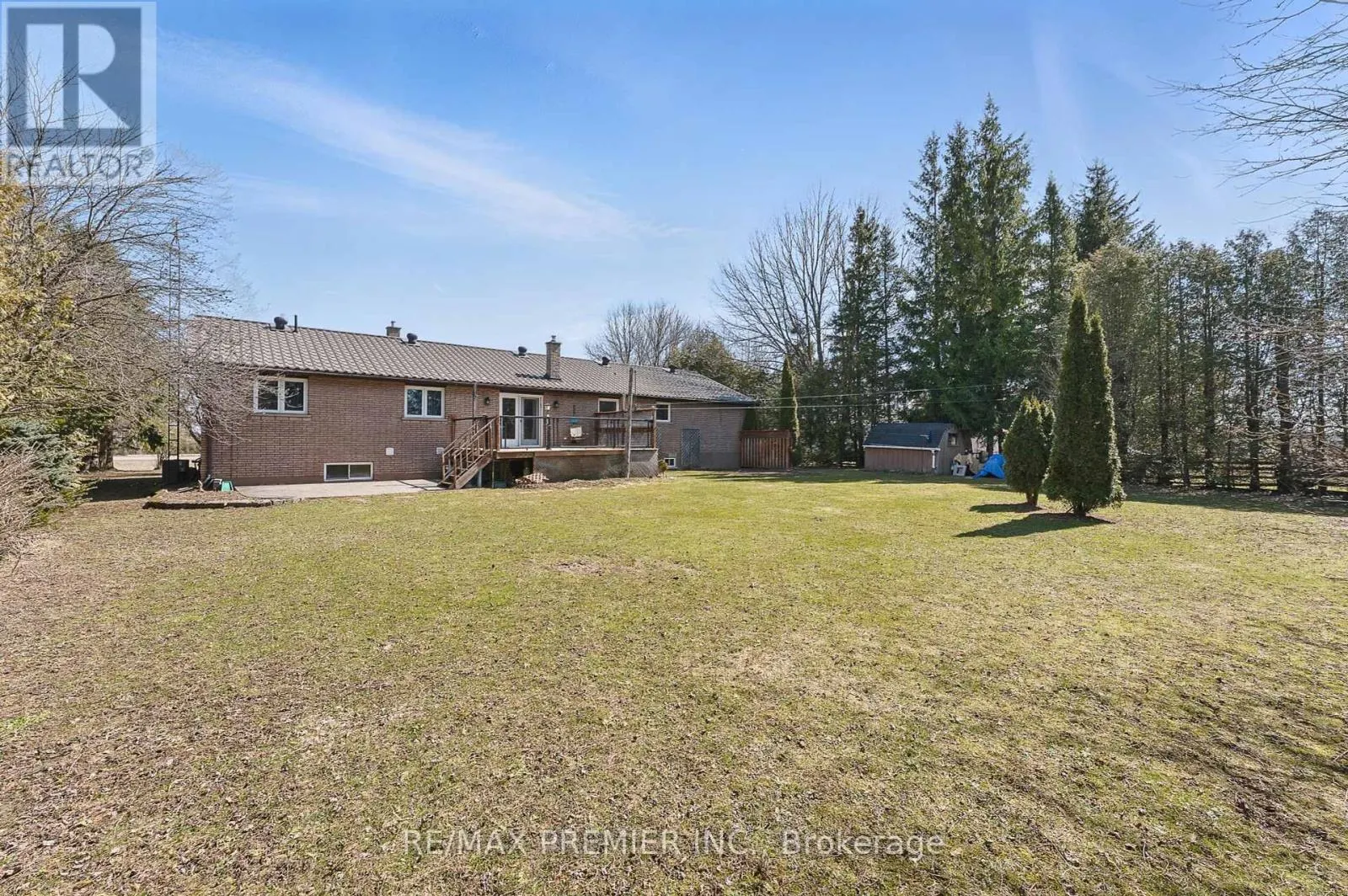 733036 SOUTHGATE 73 SIDE ROAD