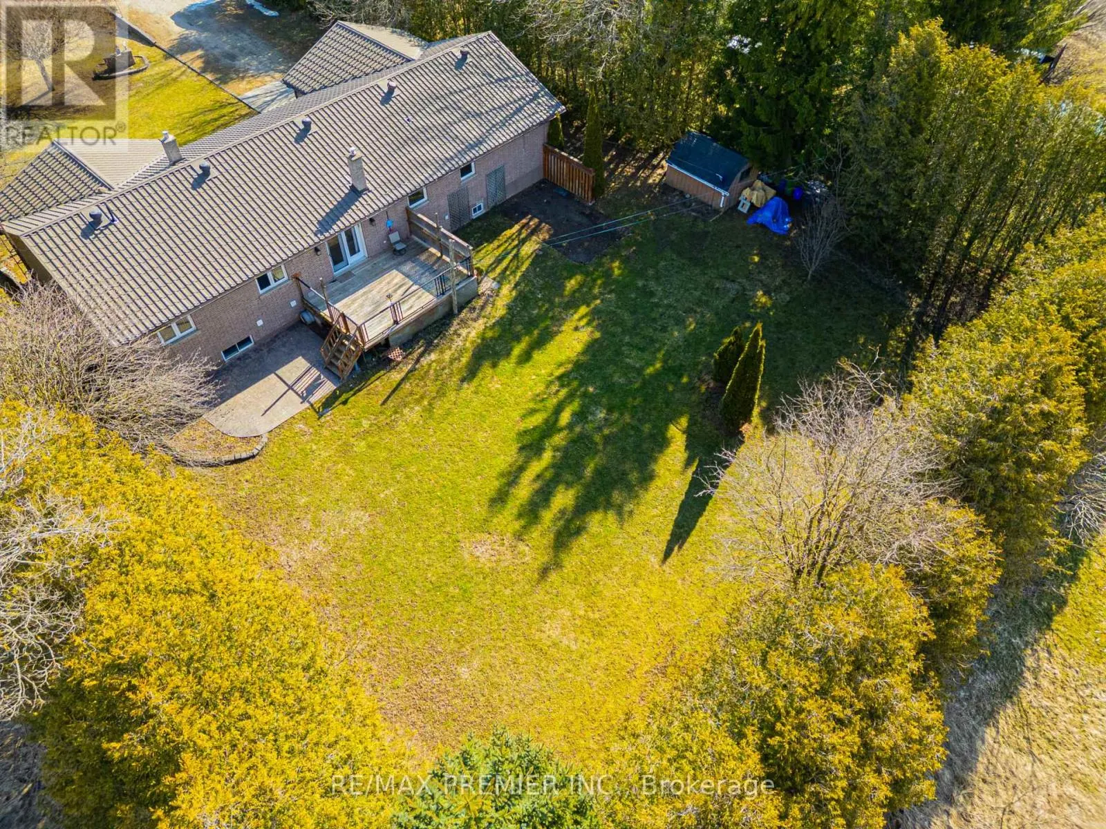 733036 SOUTHGATE 73 SIDE ROAD