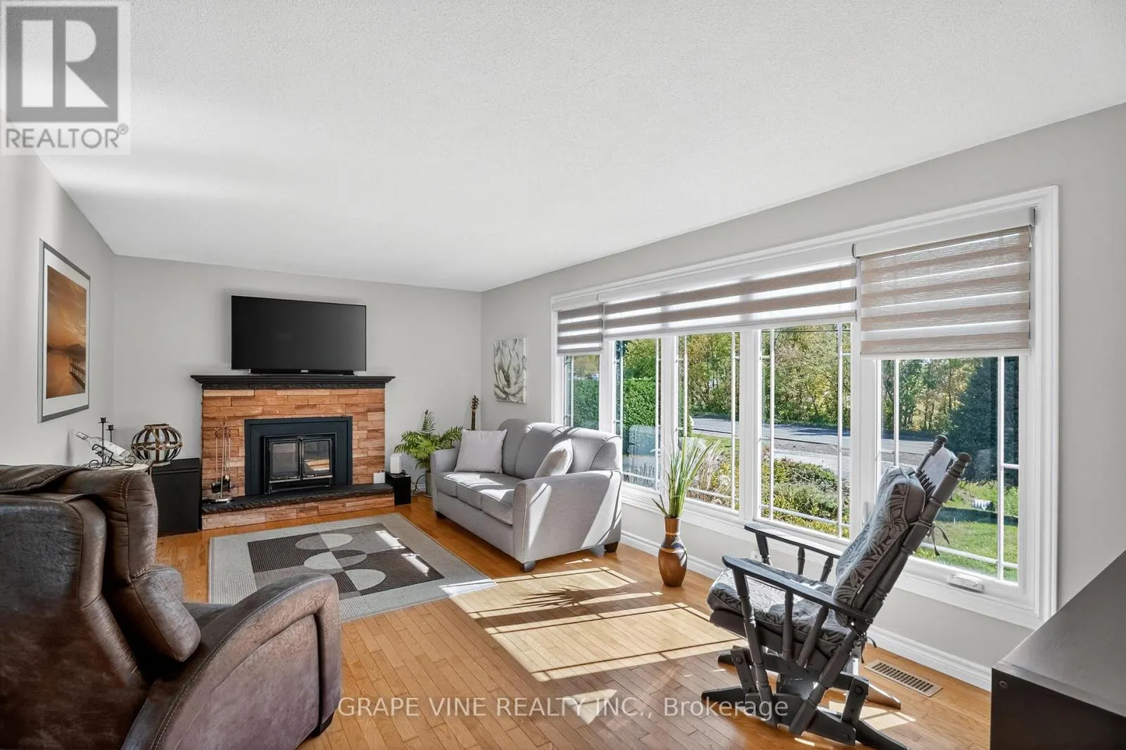 5041 THUNDER ROAD