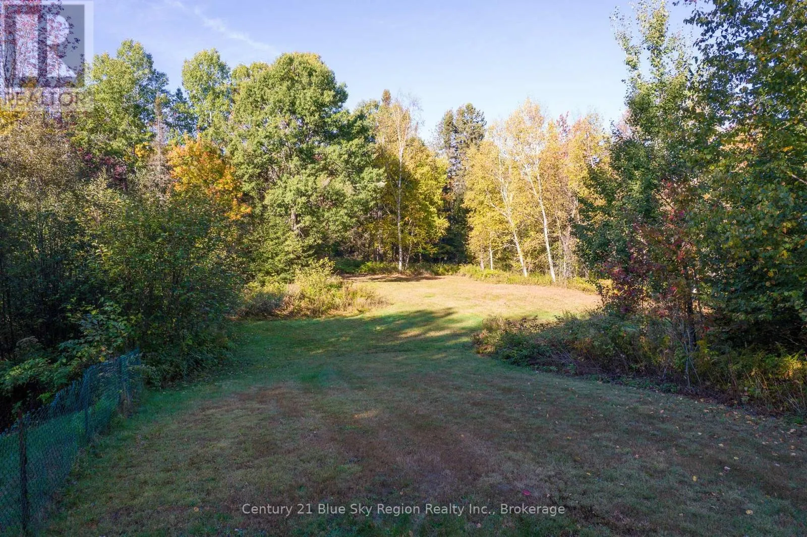 89 SUNRISE BAY DRIVE