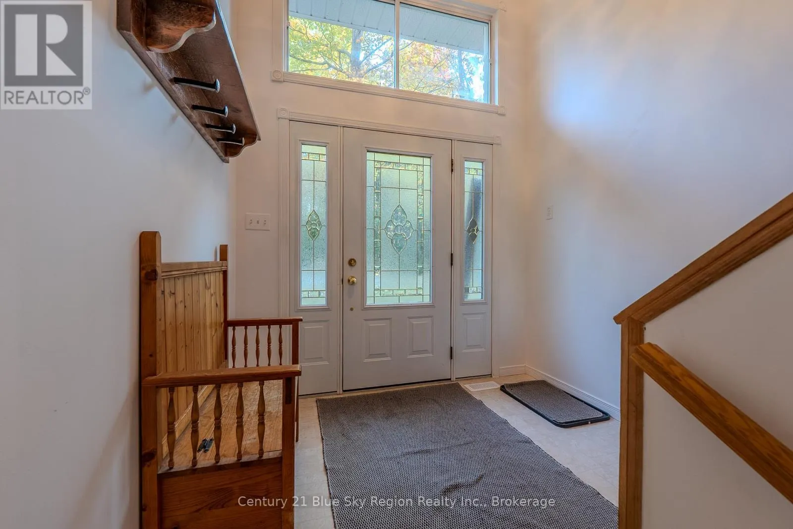89 SUNRISE BAY DRIVE
