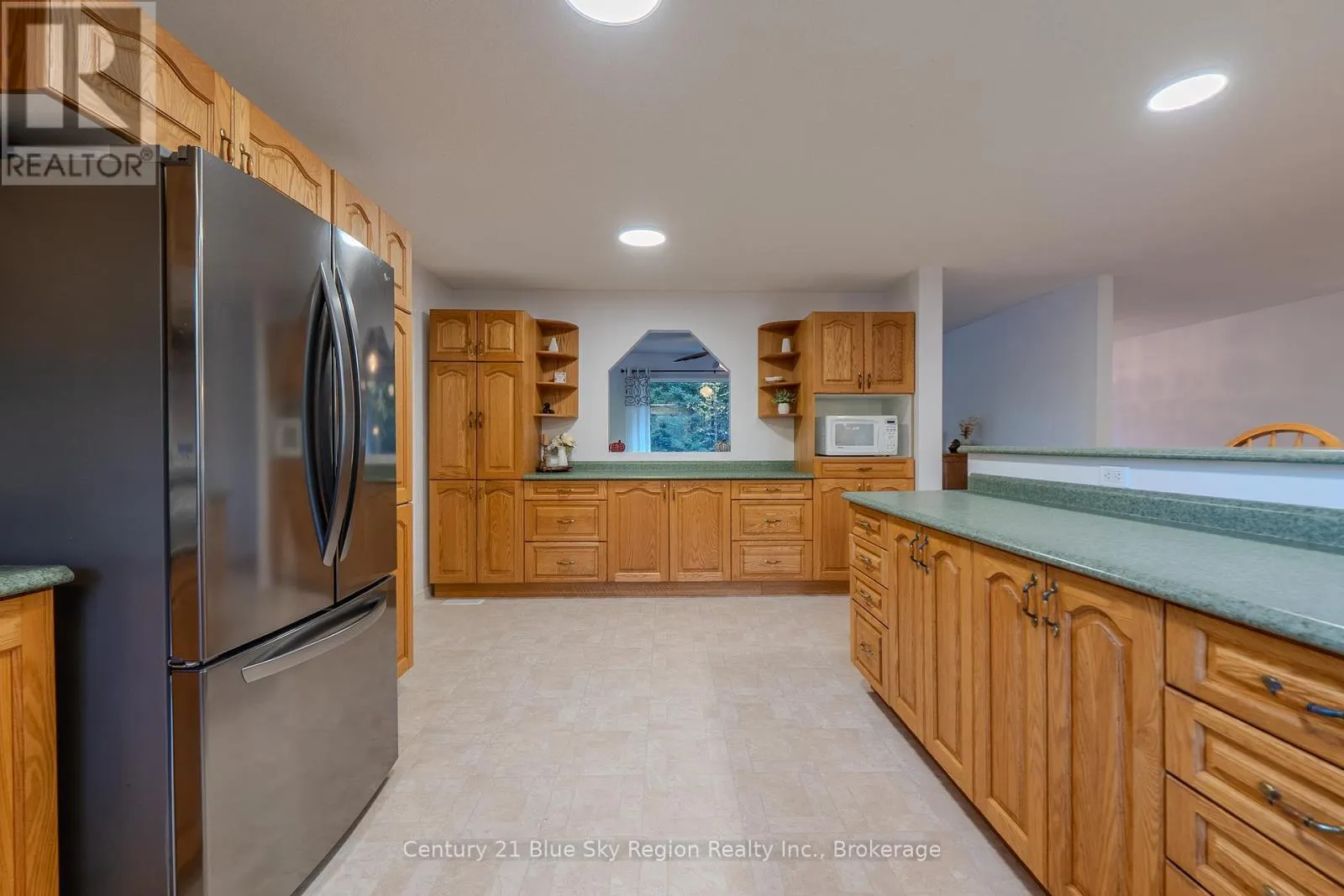 89 SUNRISE BAY DRIVE