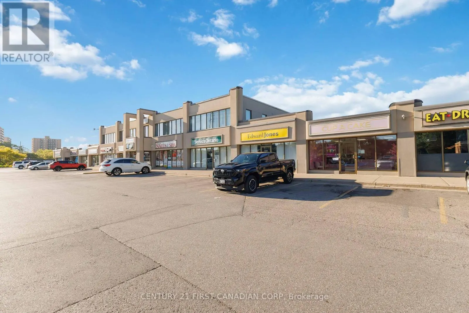 122 - 920 COMMISSIONERS ROAD, #122