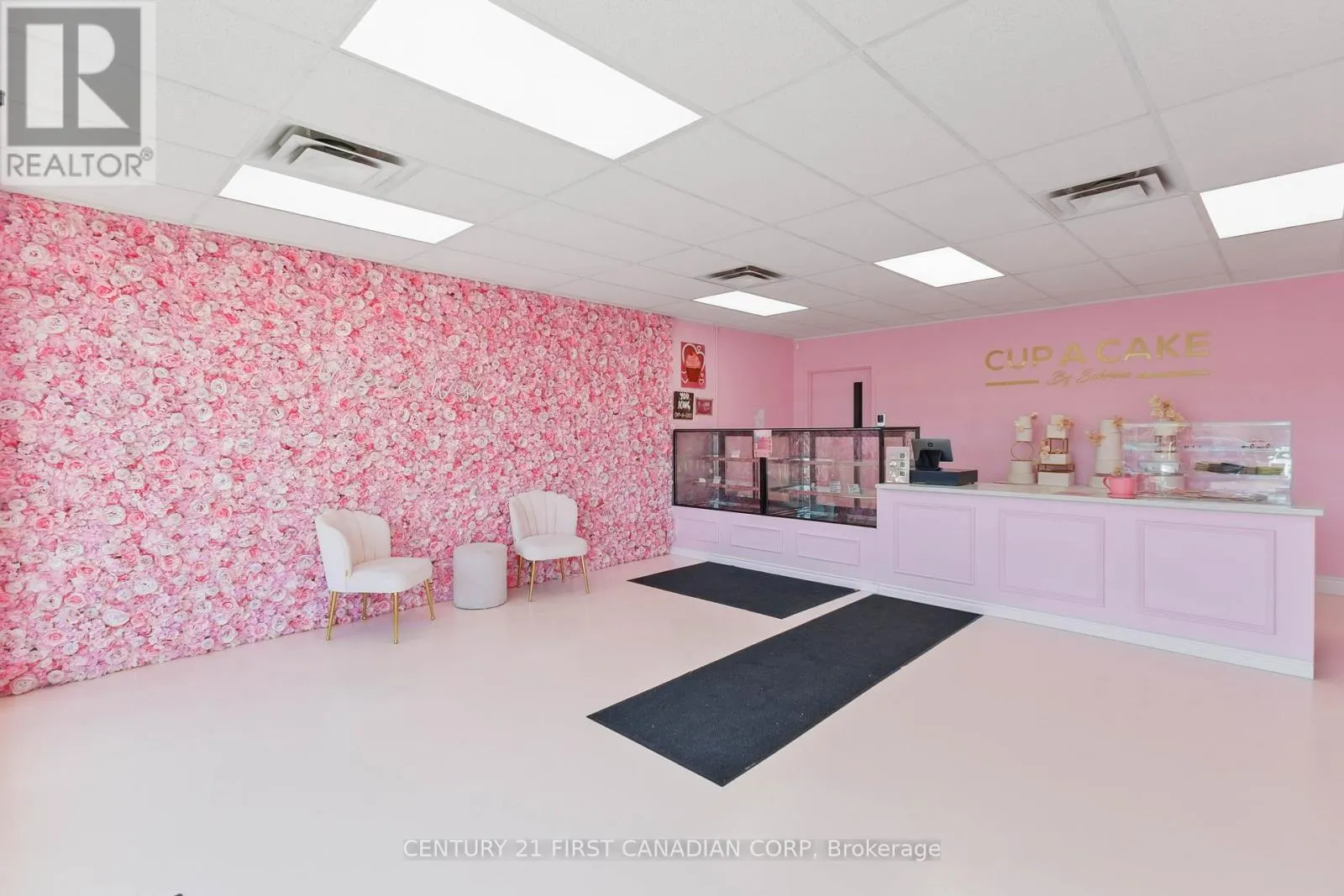 122 - 920 COMMISSIONERS ROAD, #122