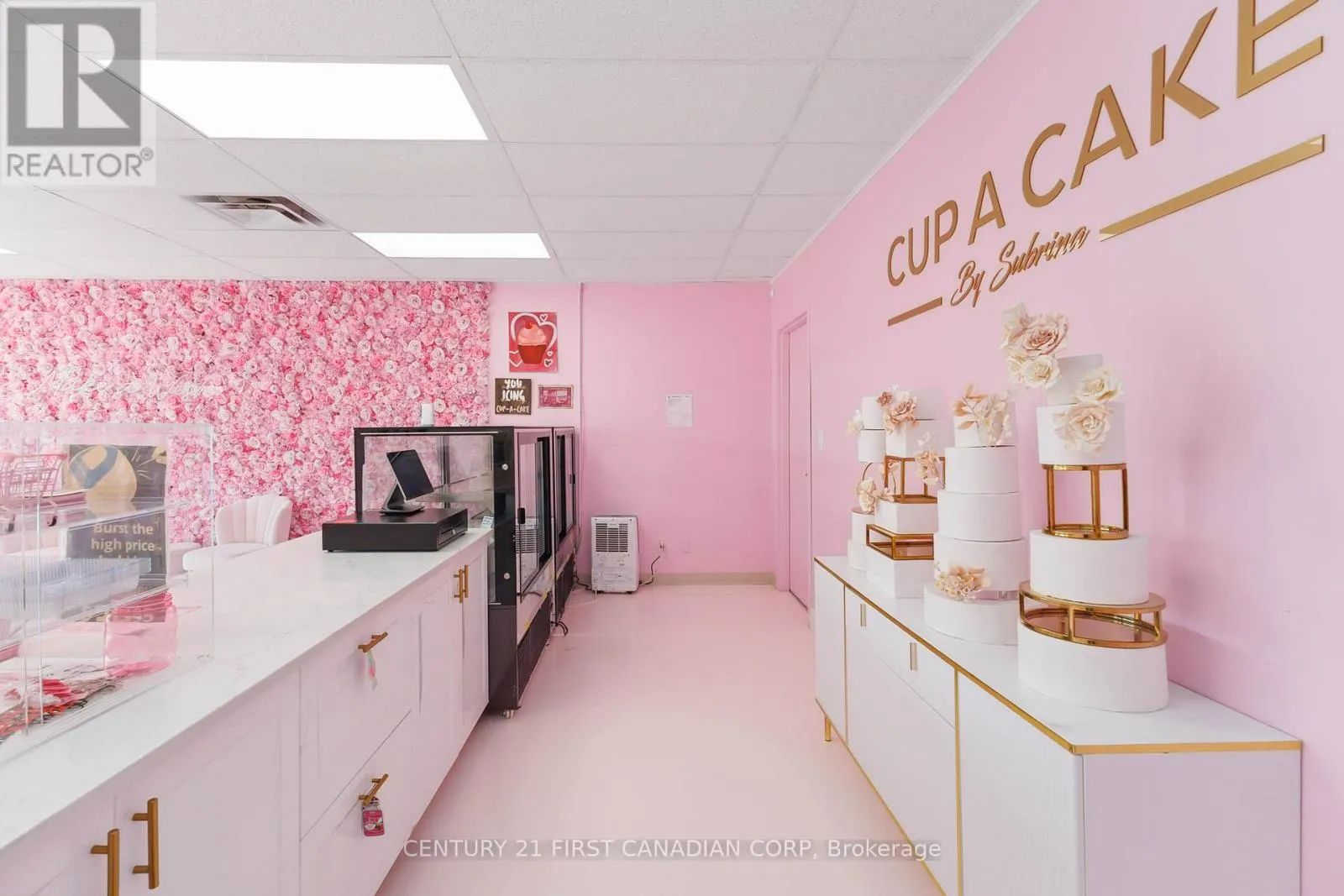 122 - 920 COMMISSIONERS ROAD, #122