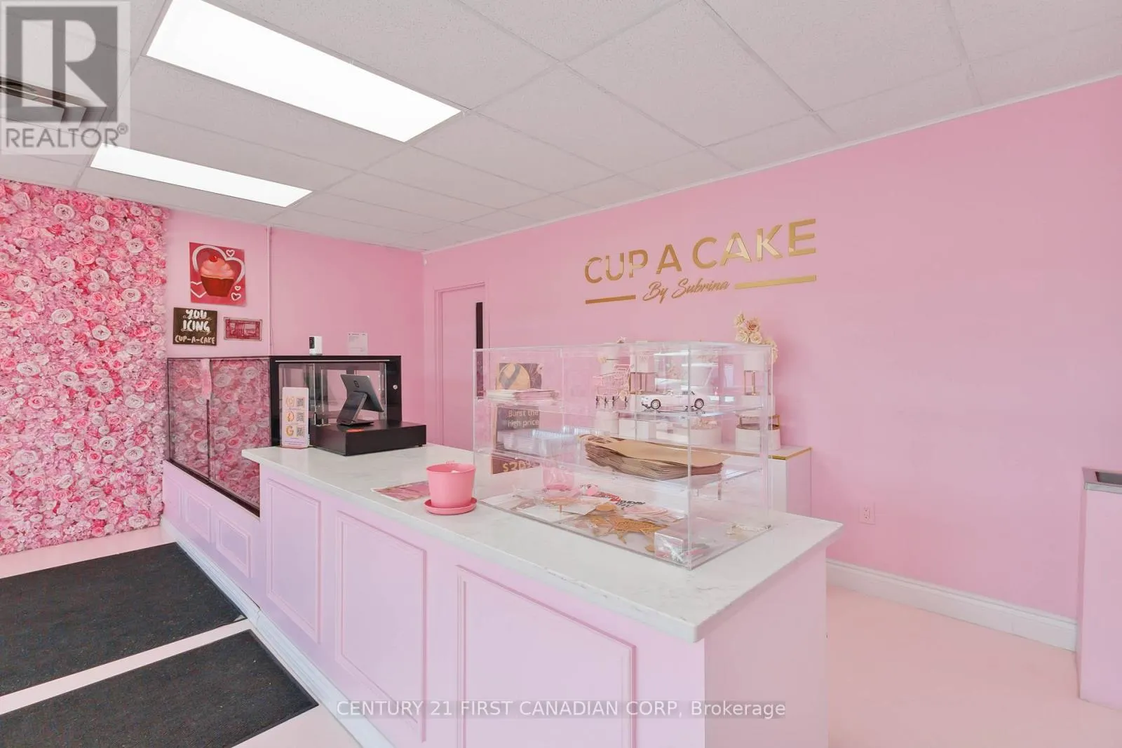 122 - 920 COMMISSIONERS ROAD, #122