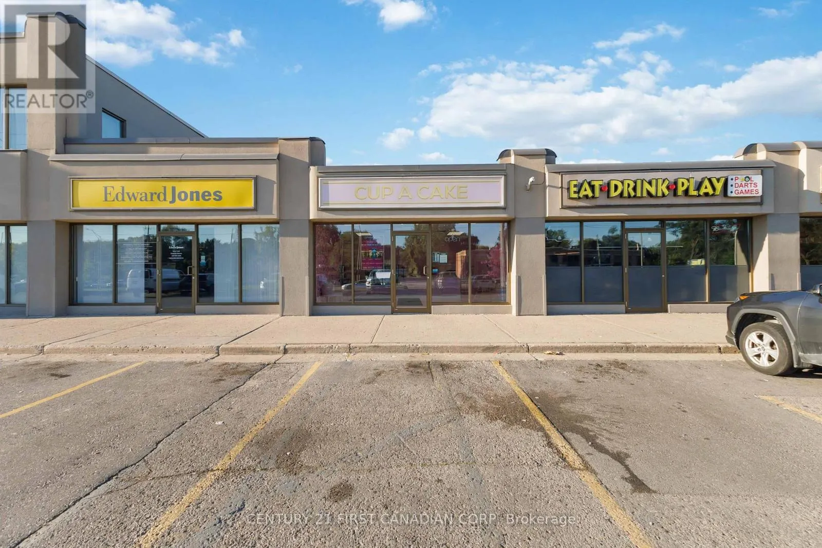 122 - 920 COMMISSIONERS ROAD, #122