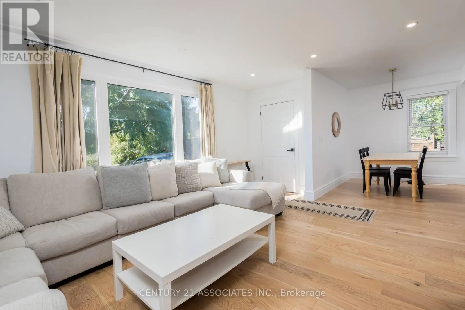 3 CLARKE STREET
