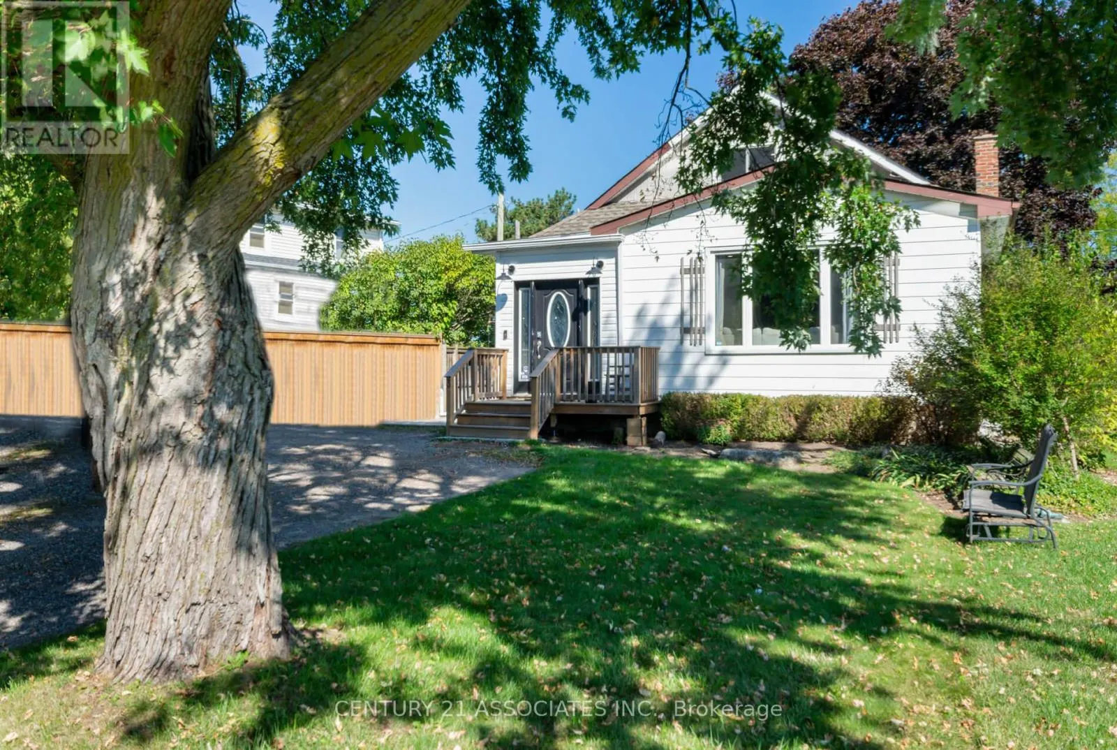 3 CLARKE STREET