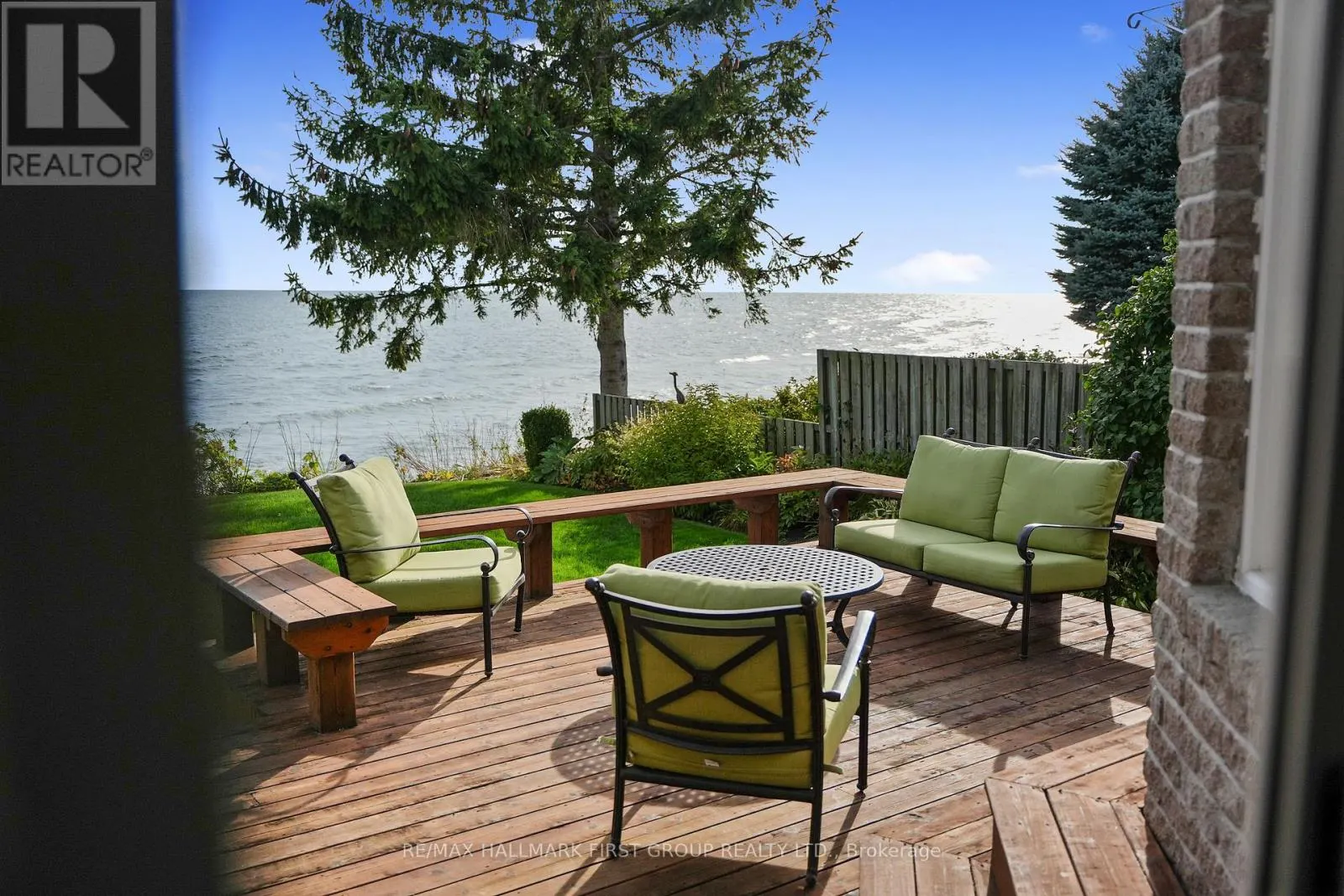 39 TREMAINE TERRACE