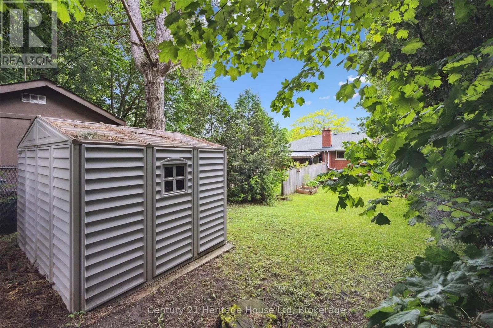 131 WAVERLEY DRIVE