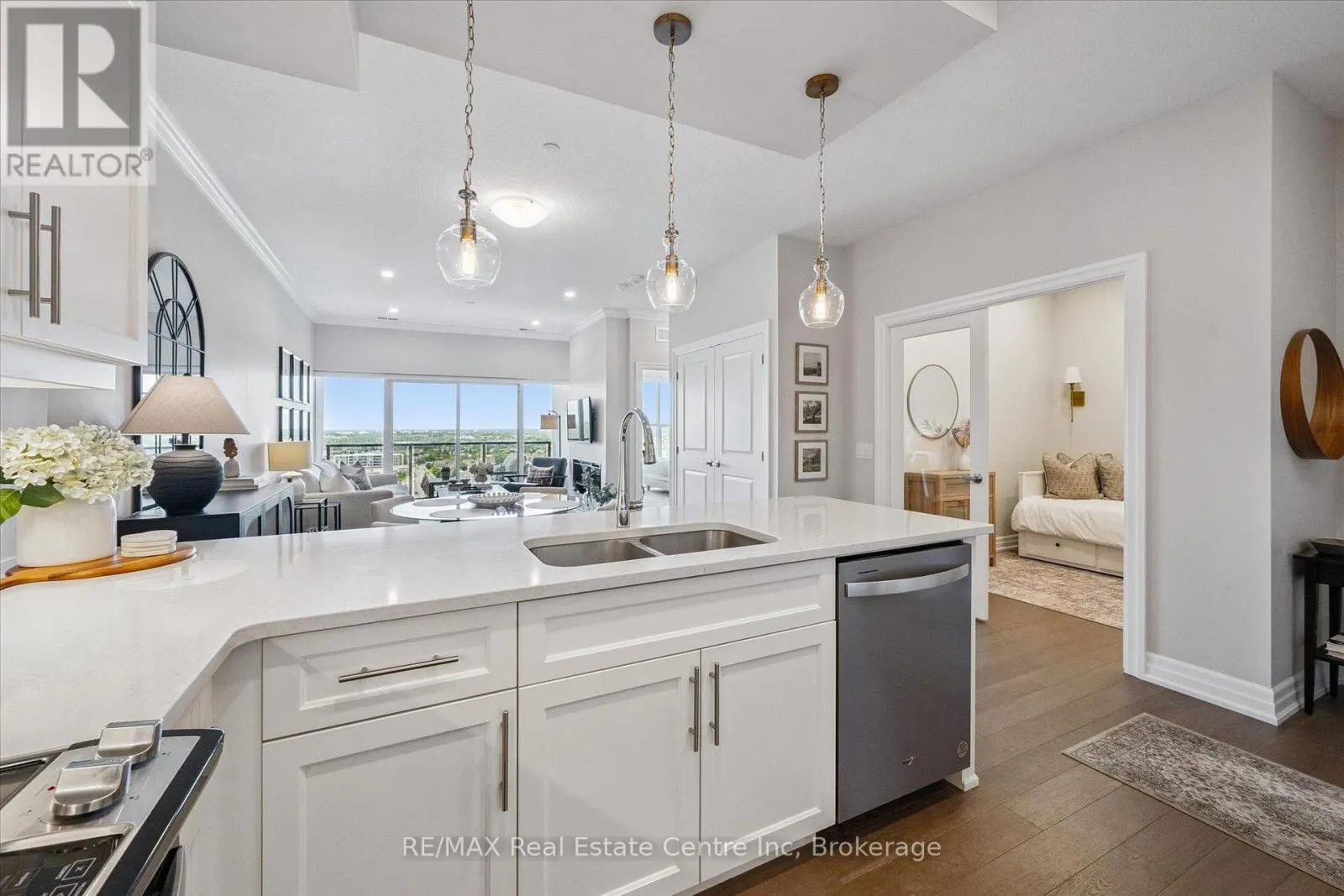 1010 - 1880 GORDON STREET, #1010