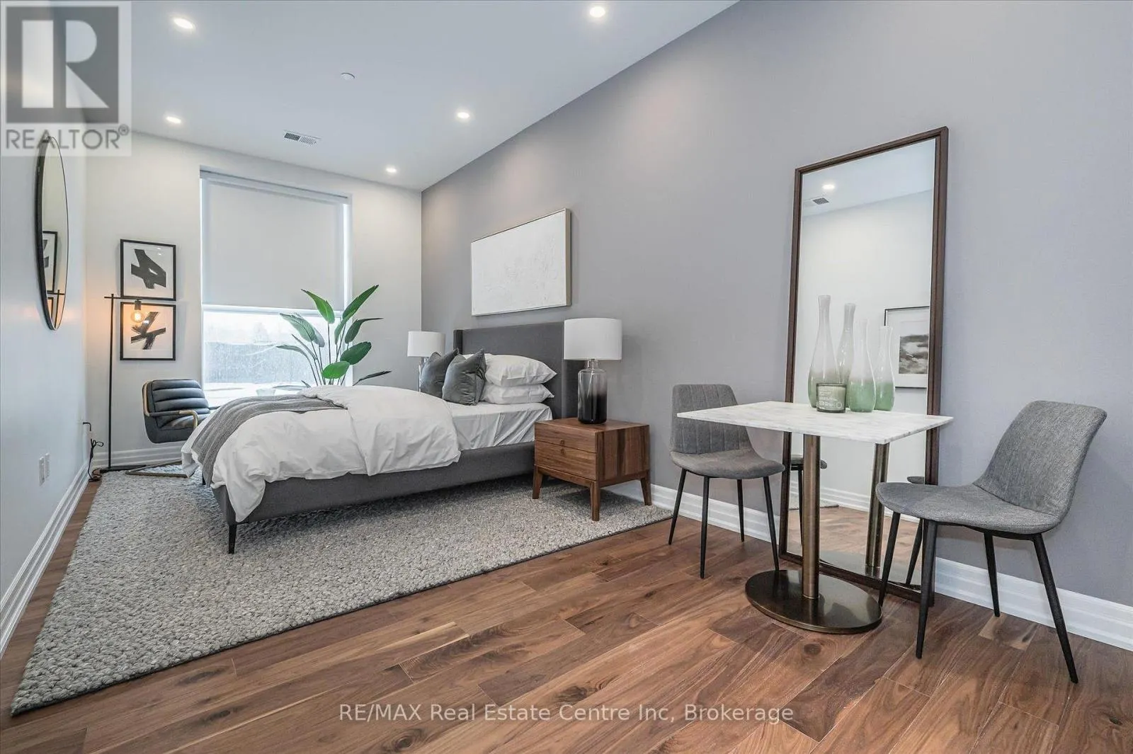 1010 - 1880 GORDON STREET, #1010