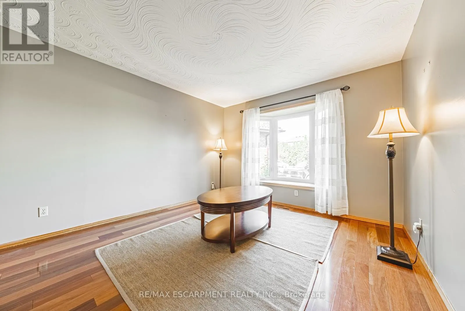 19 GLENHAVEN COURT
