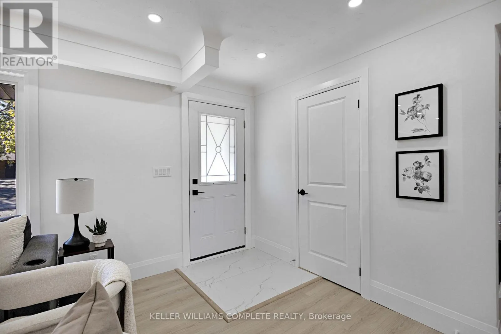 7 SWAN DRIVE