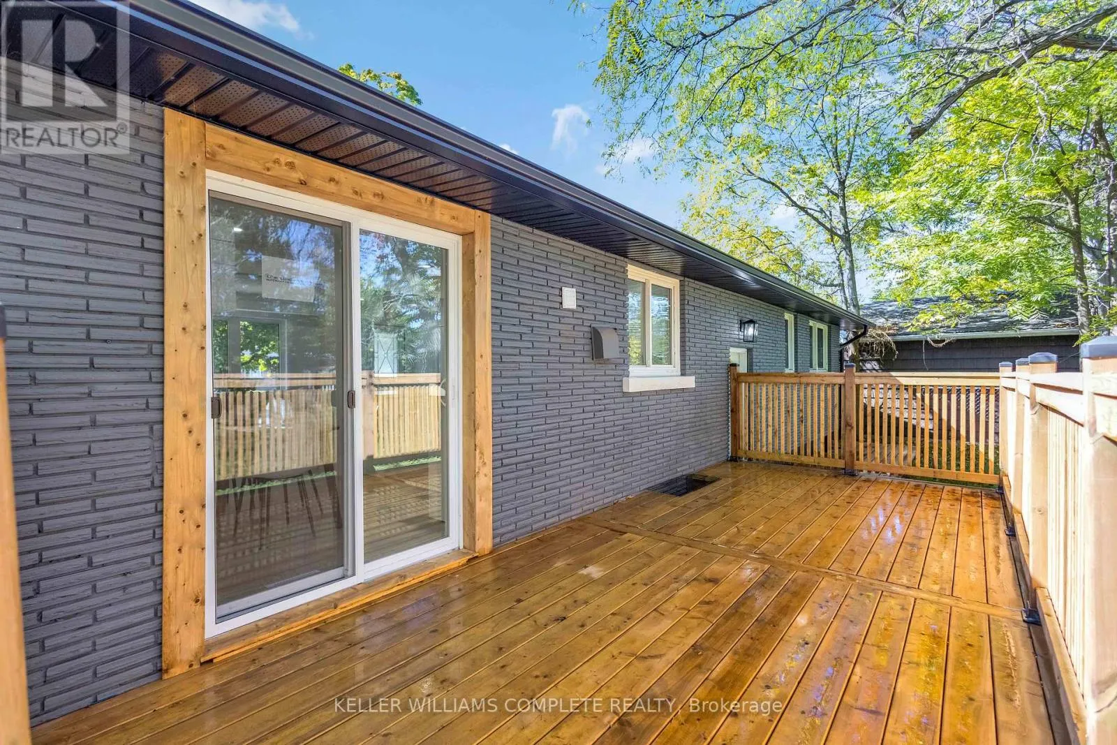 7 SWAN DRIVE