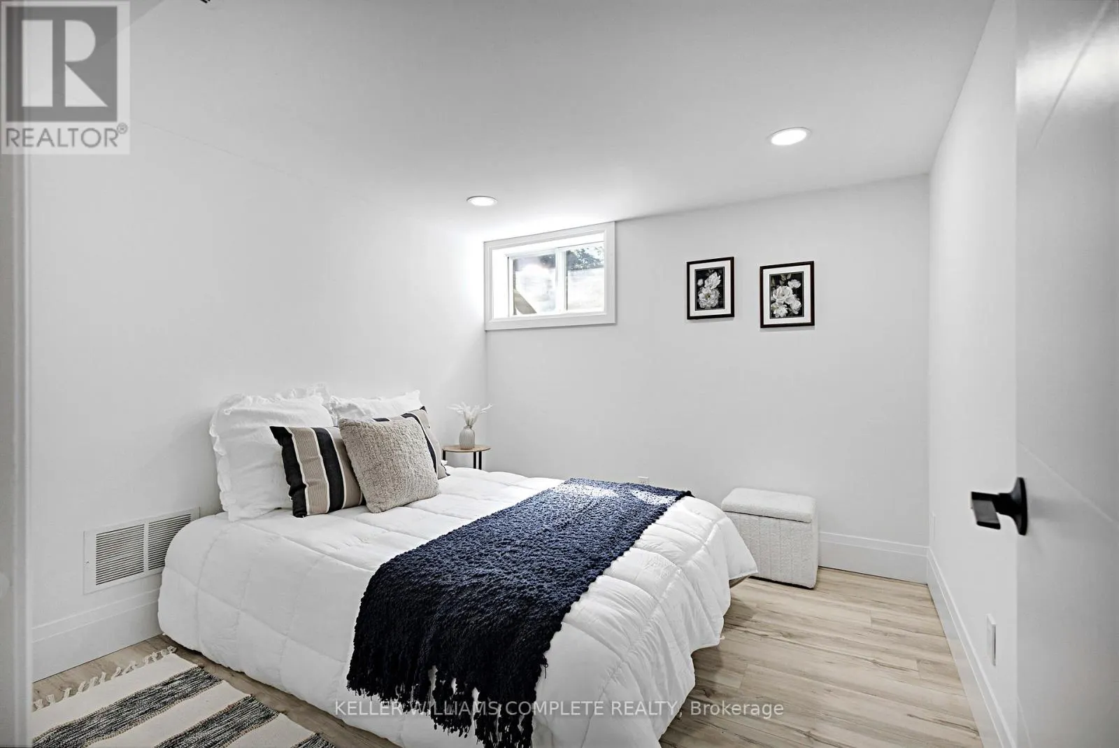 7 SWAN DRIVE