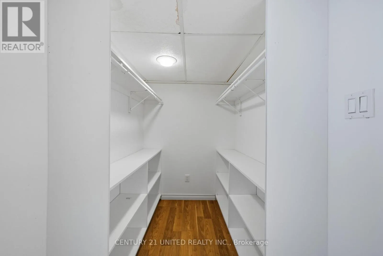 559 HAMILTON STREET