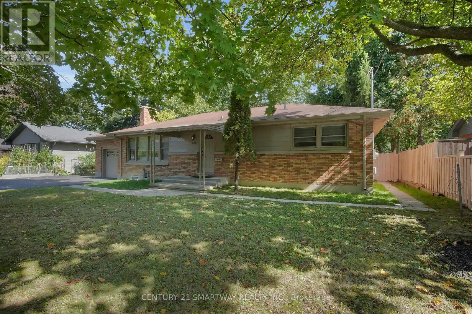633 DONEGAL DRIVE