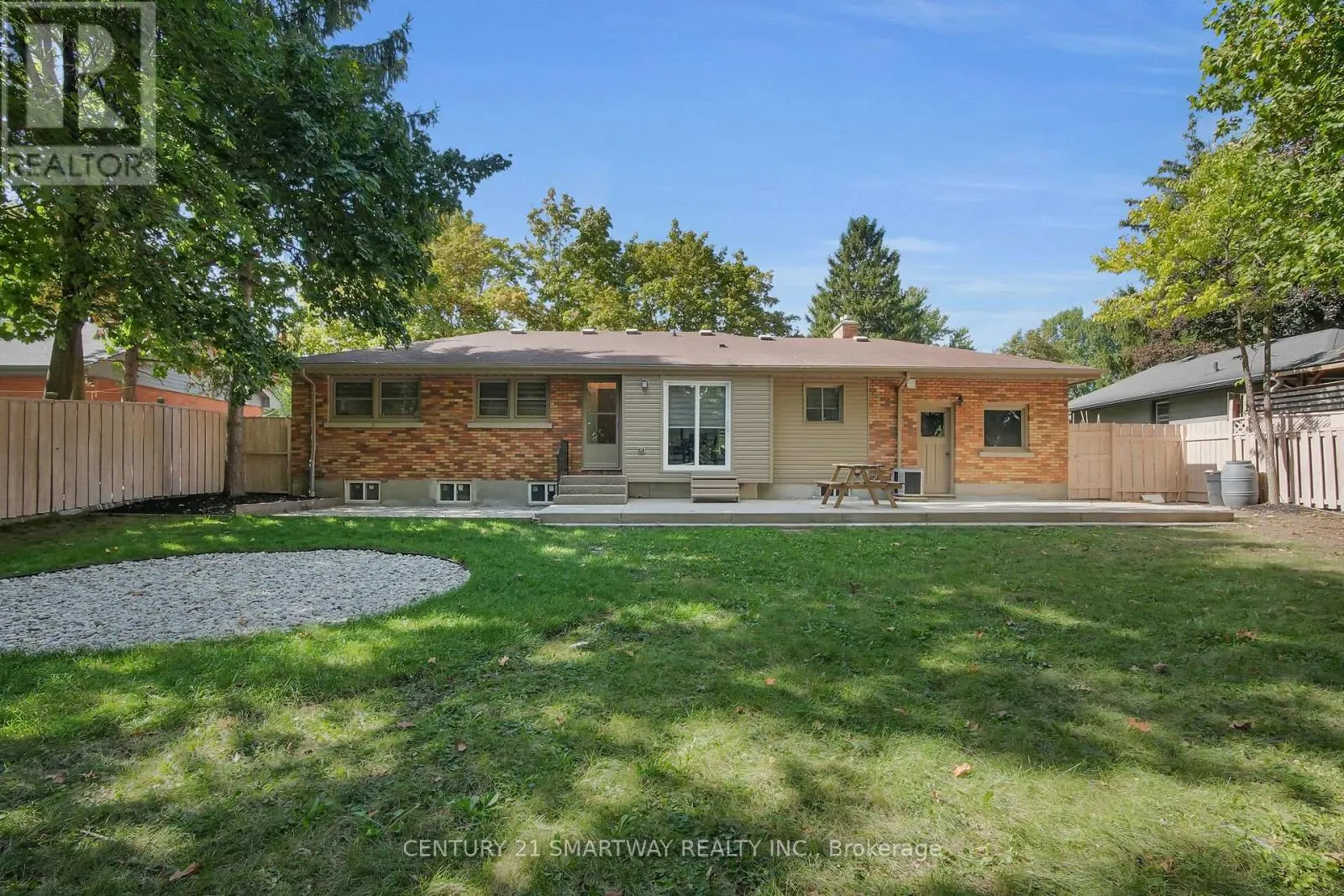 633 DONEGAL DRIVE