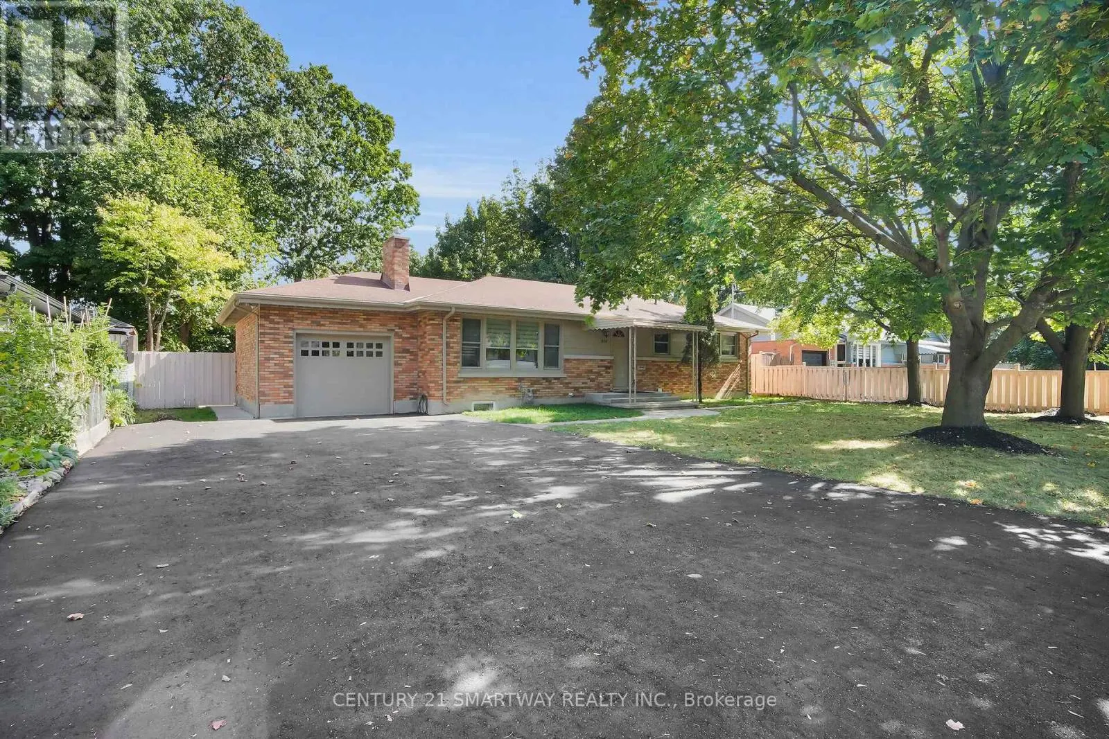 633 DONEGAL DRIVE