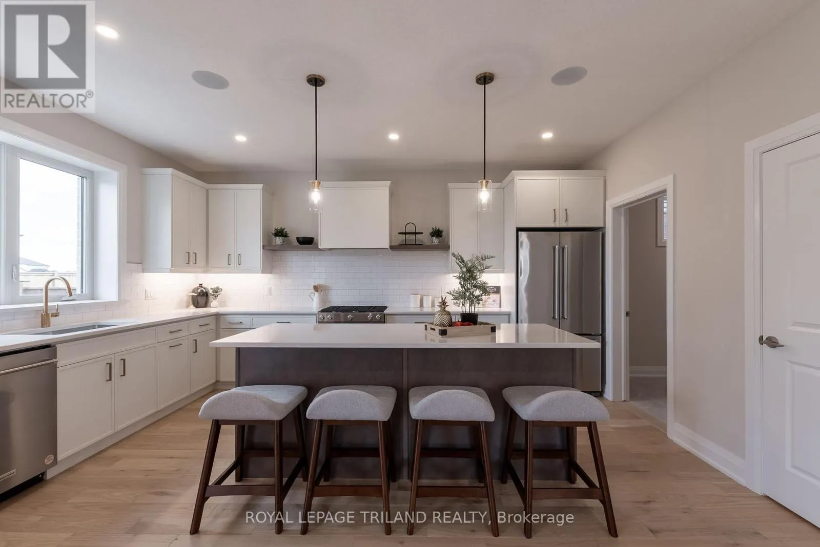 43 ALLISTER DRIVE