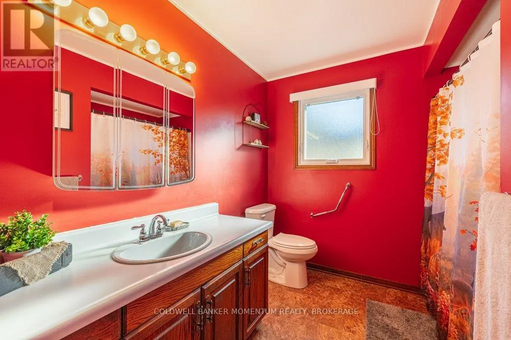 738 WELLAND ROAD