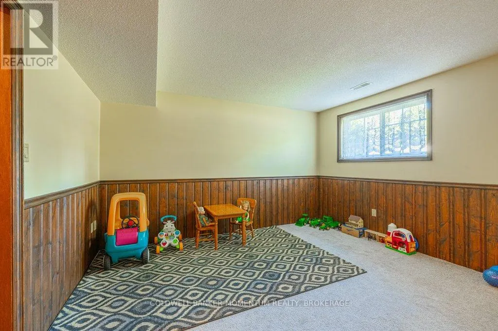 738 WELLAND ROAD