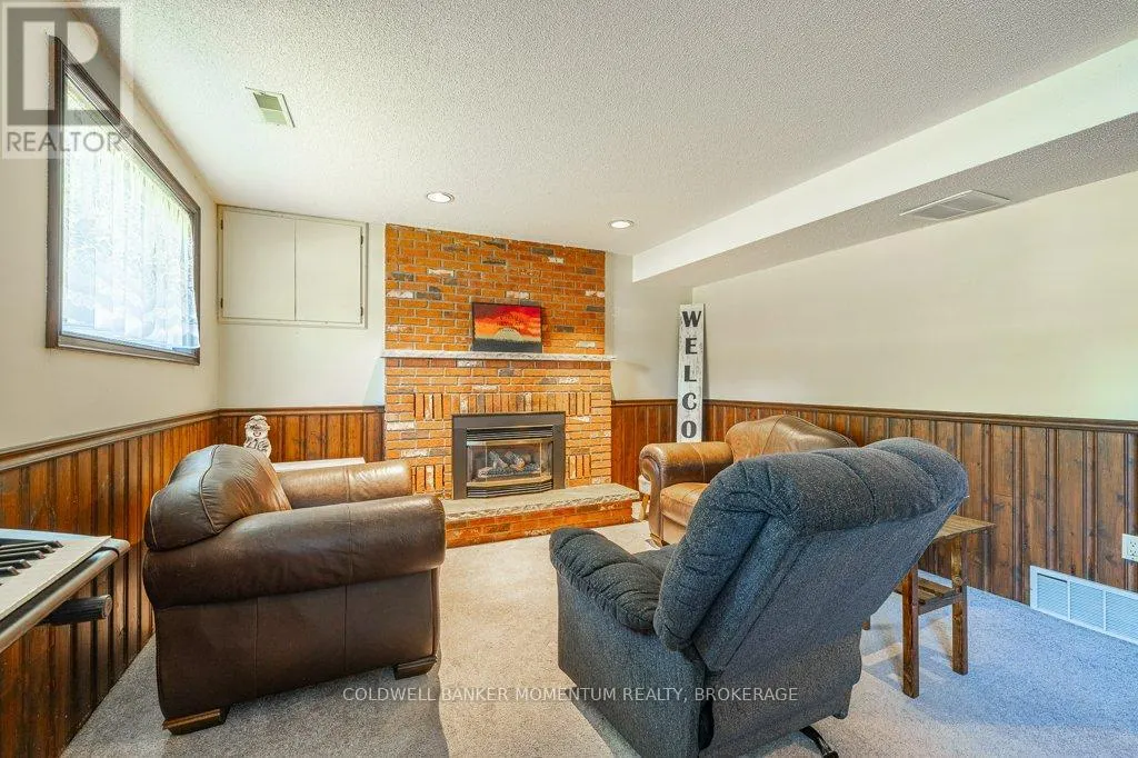 738 WELLAND ROAD