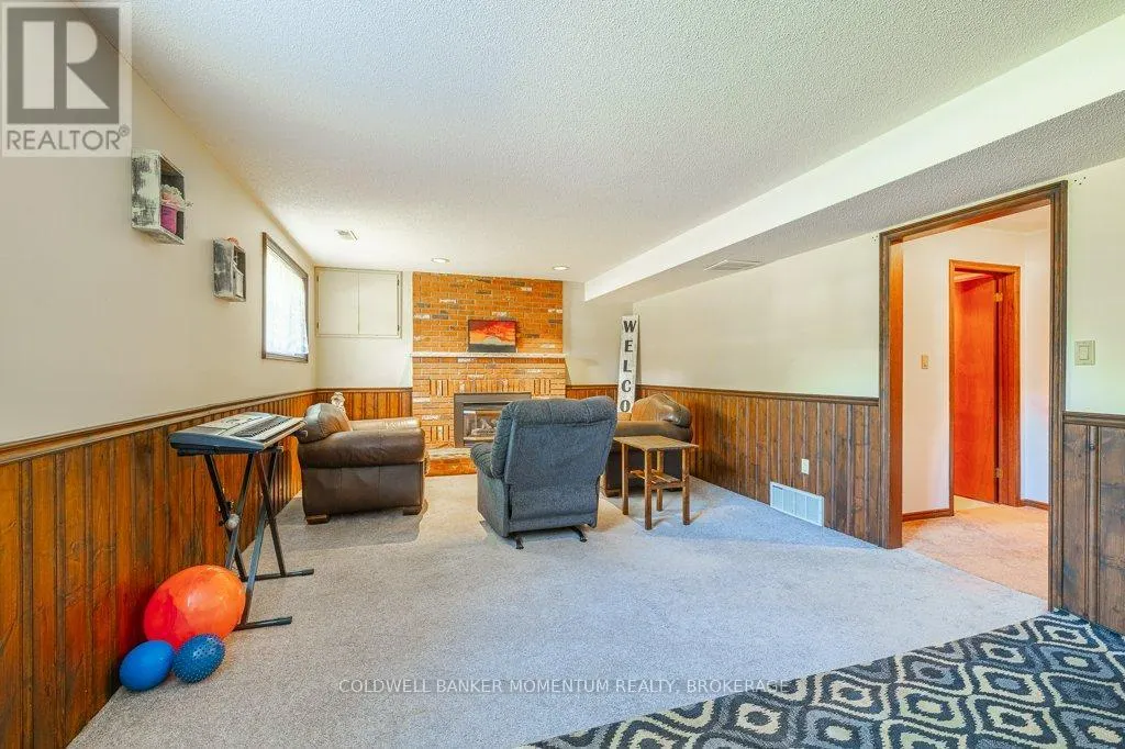 738 WELLAND ROAD