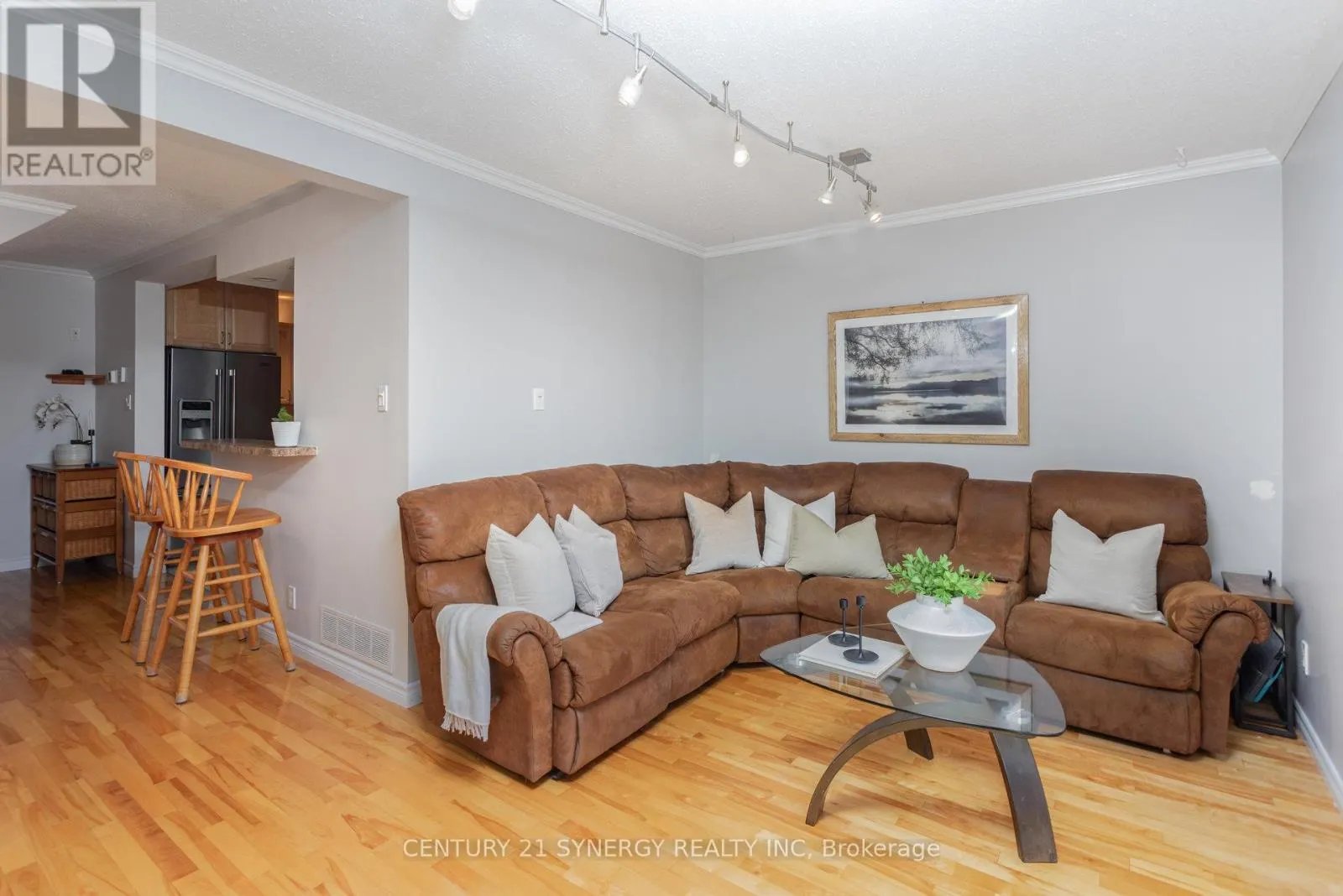 64 - 1574 CHEEVERS CRESCENT