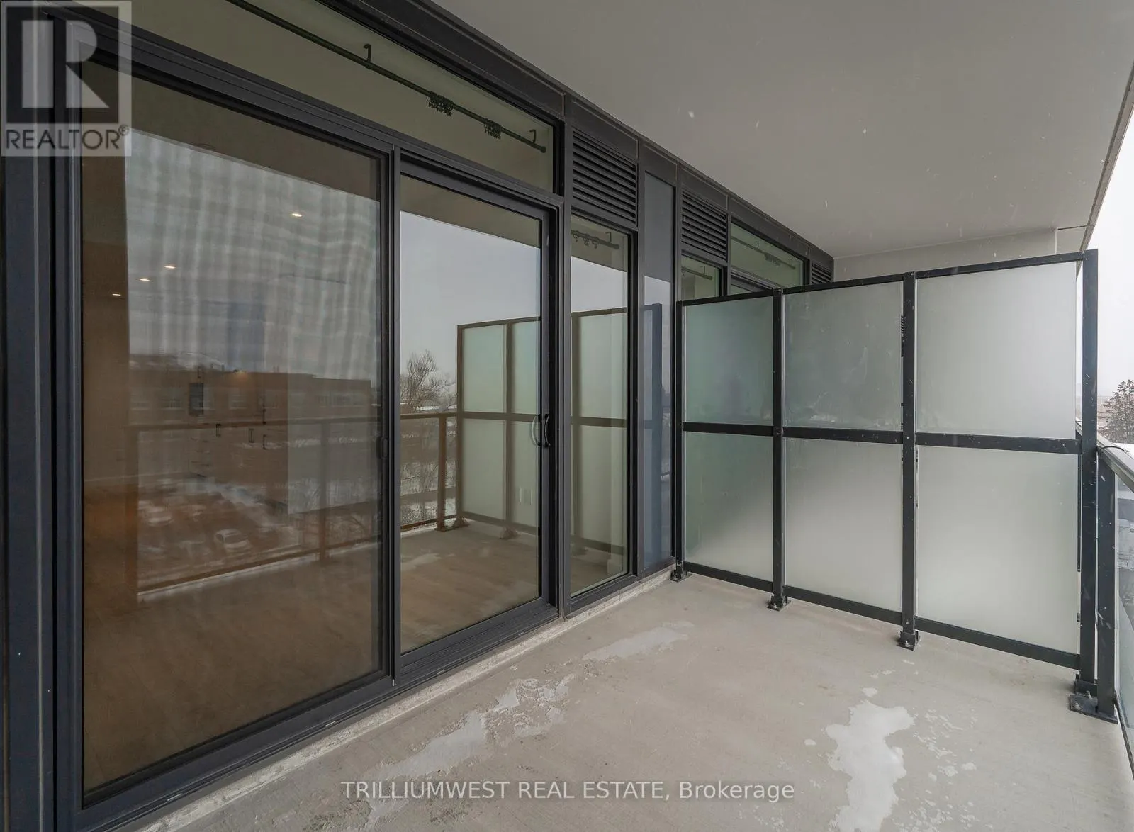 505 - 741 KING STREET W