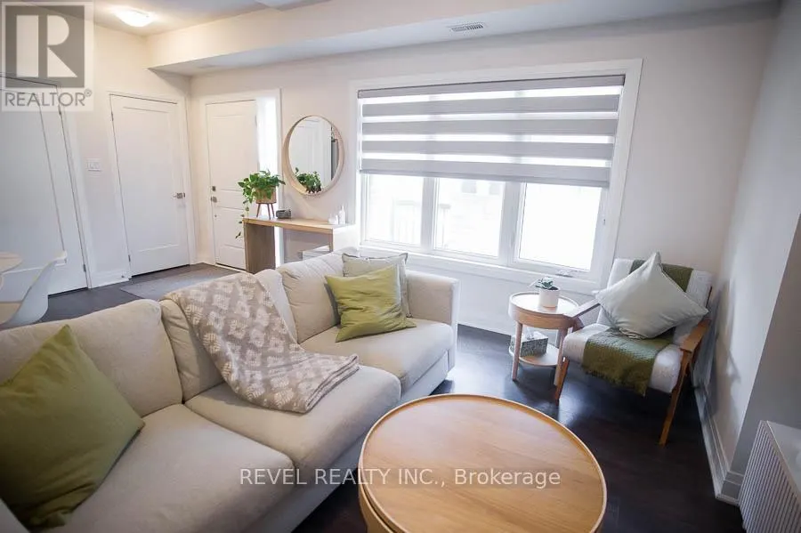 26 - 2 WILLOW STREET