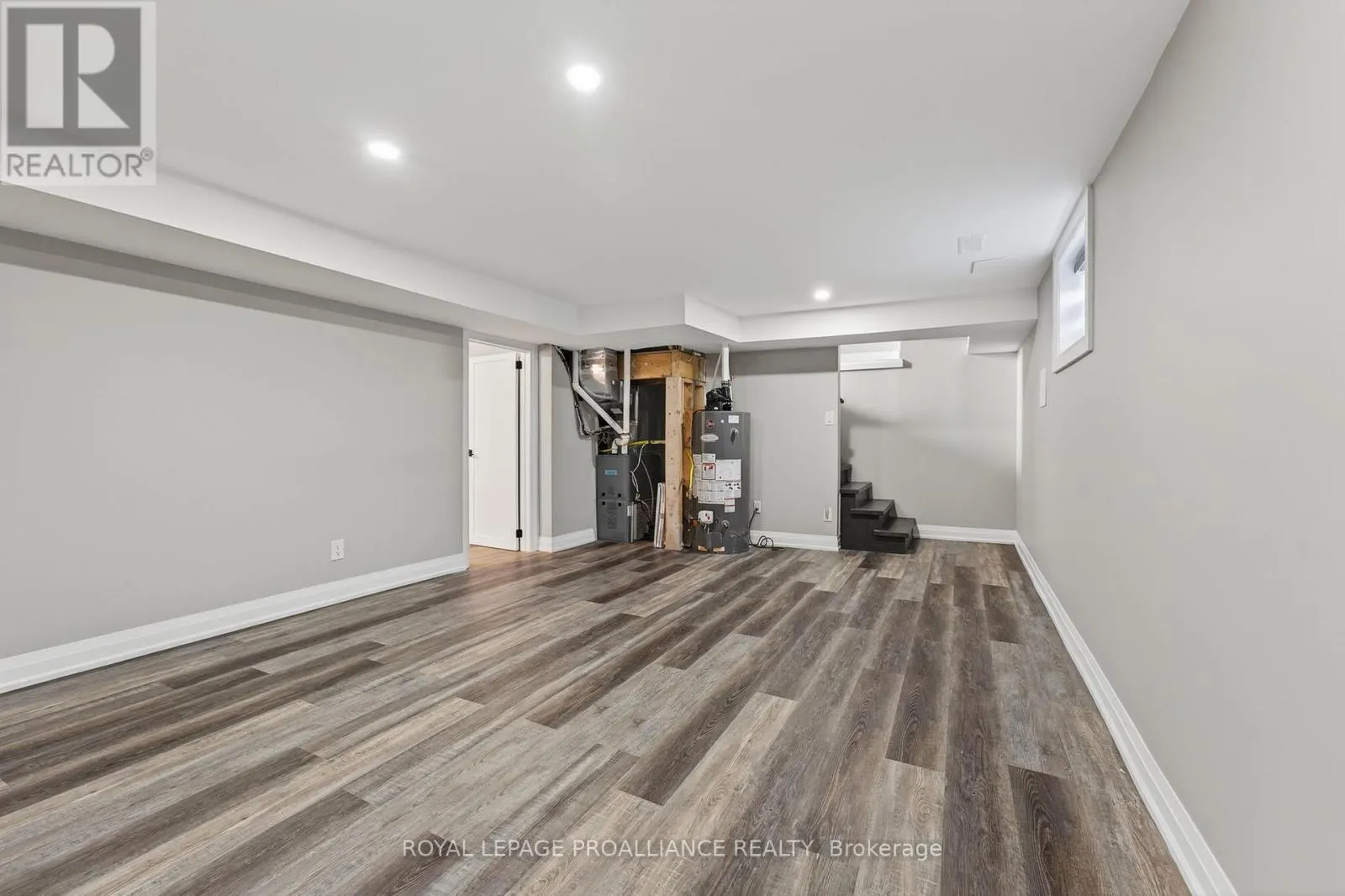 1282 COUNTY ROAD 5