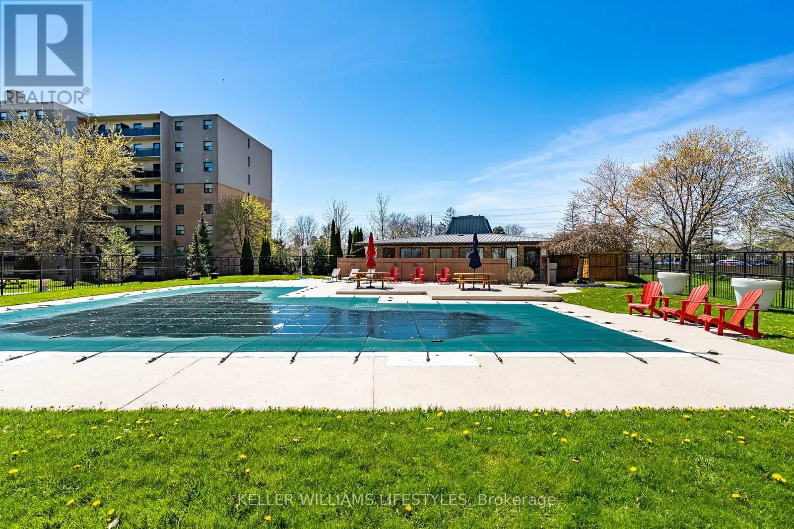 511 - 931 WONDERLAND ROAD S, #511